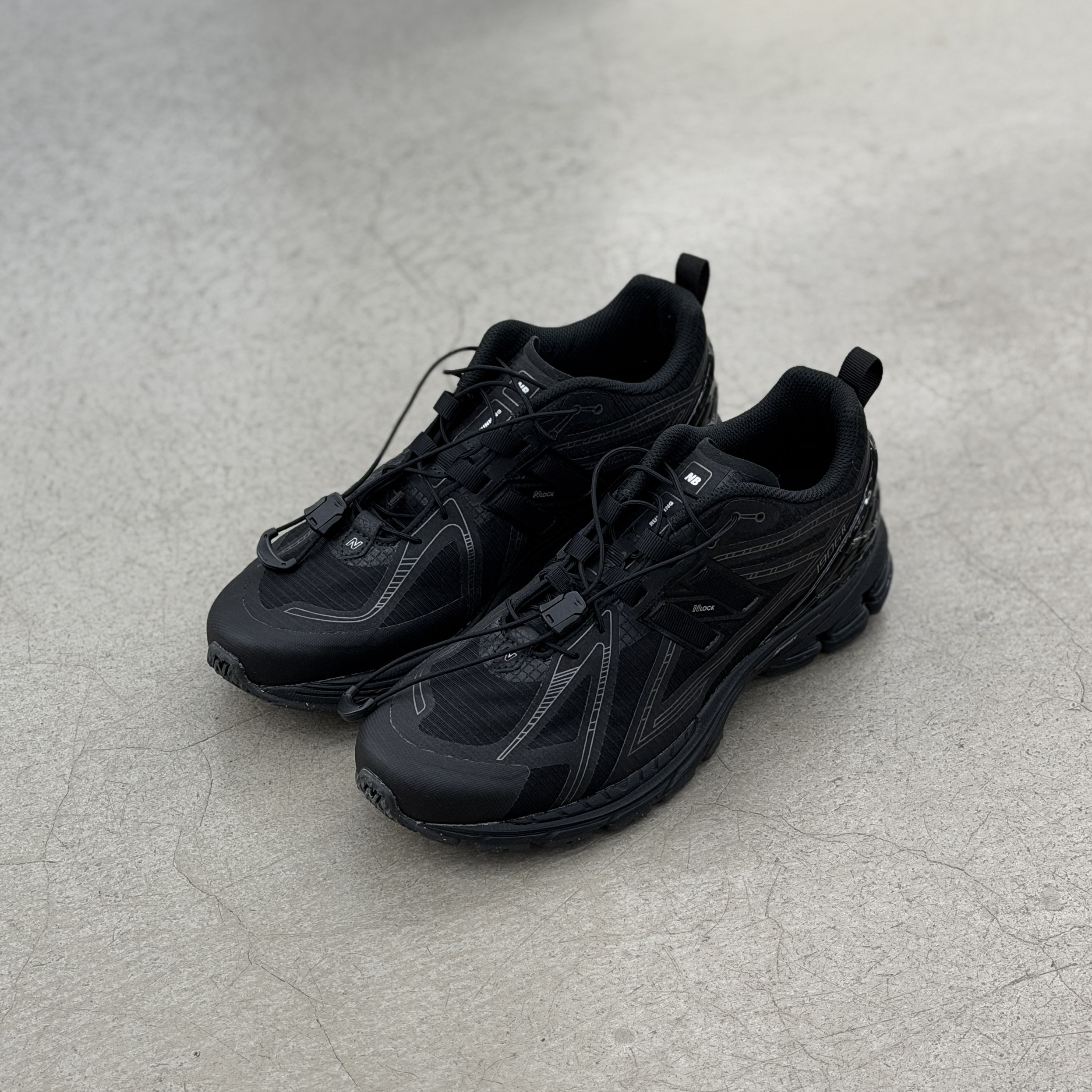 New Balance U1906RNB