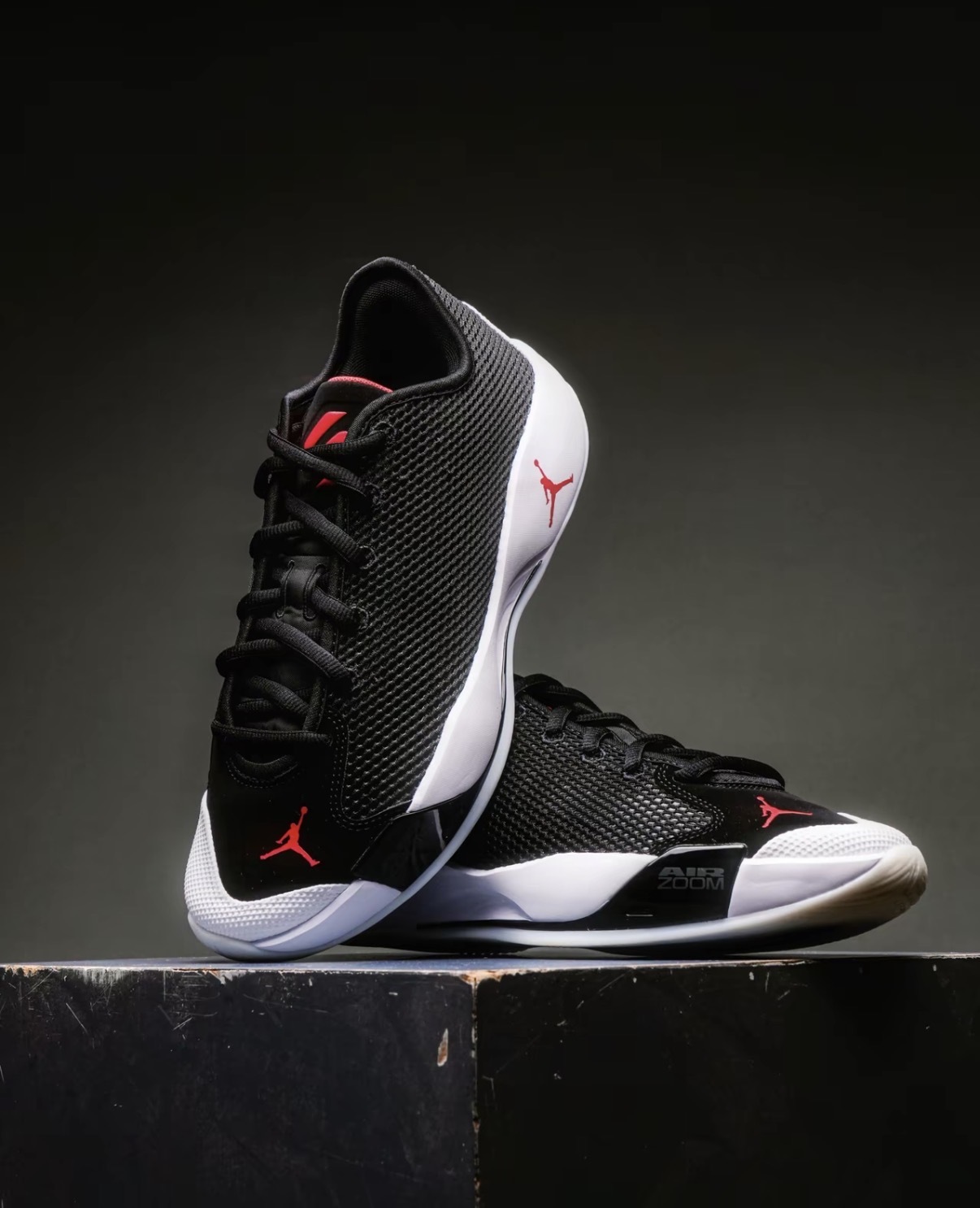 男鞋 NIKE JORDAN LUKA 77 PF 黑白 緩震 回彈 氣墊 運動 籃球鞋【IF1611-001】