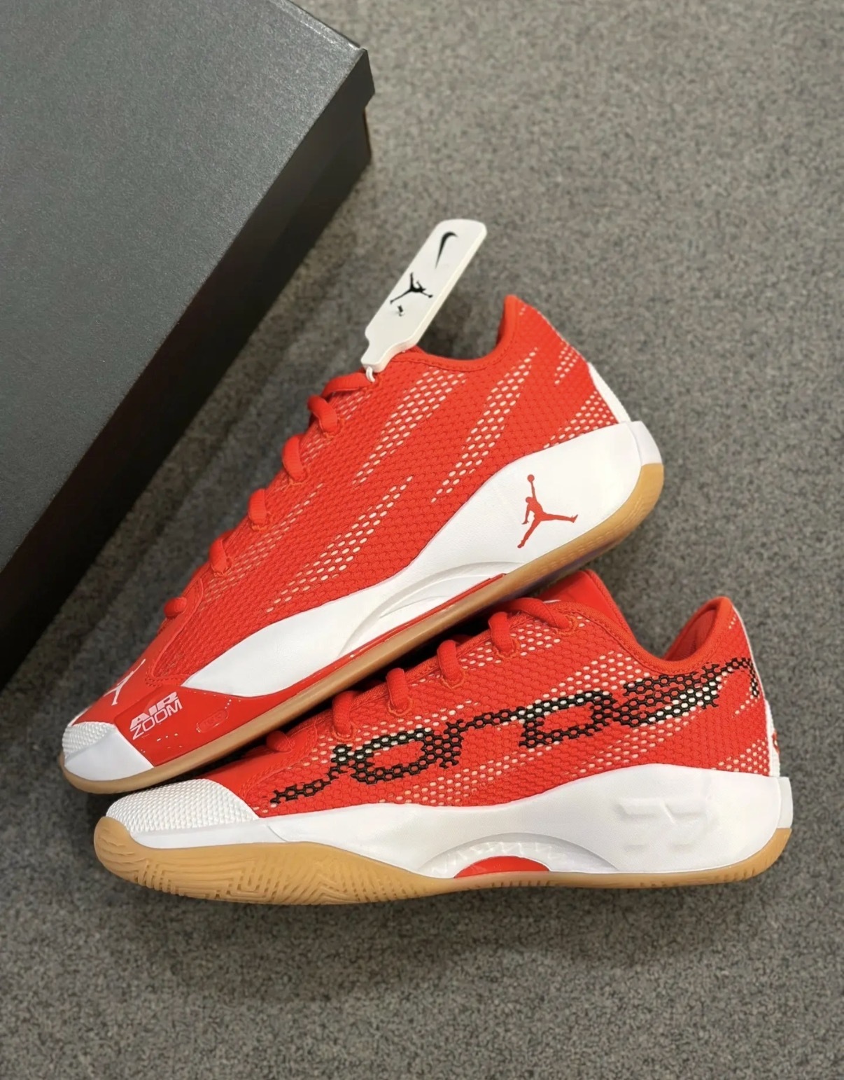 男鞋 NIKE JORDAN LUKA 77 PF 紅白 緩震 回彈 氣墊 運動 籃球鞋【IF1611-600】