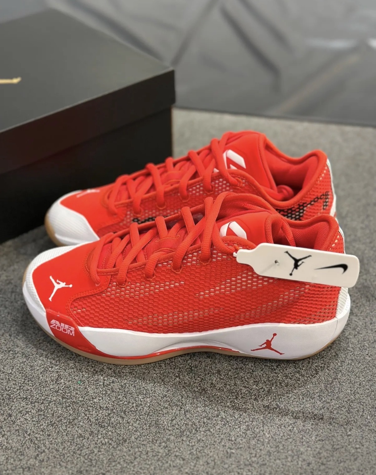 男鞋 NIKE JORDAN LUKA 77 PF 紅白 緩震 回彈 氣墊 運動 籃球鞋【IF1611-600】