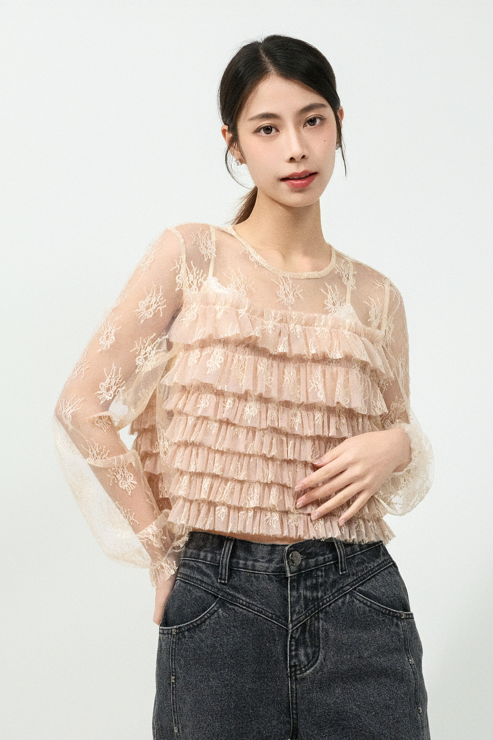 古典花蕾絲網紗荷葉上衣 （預購產品）