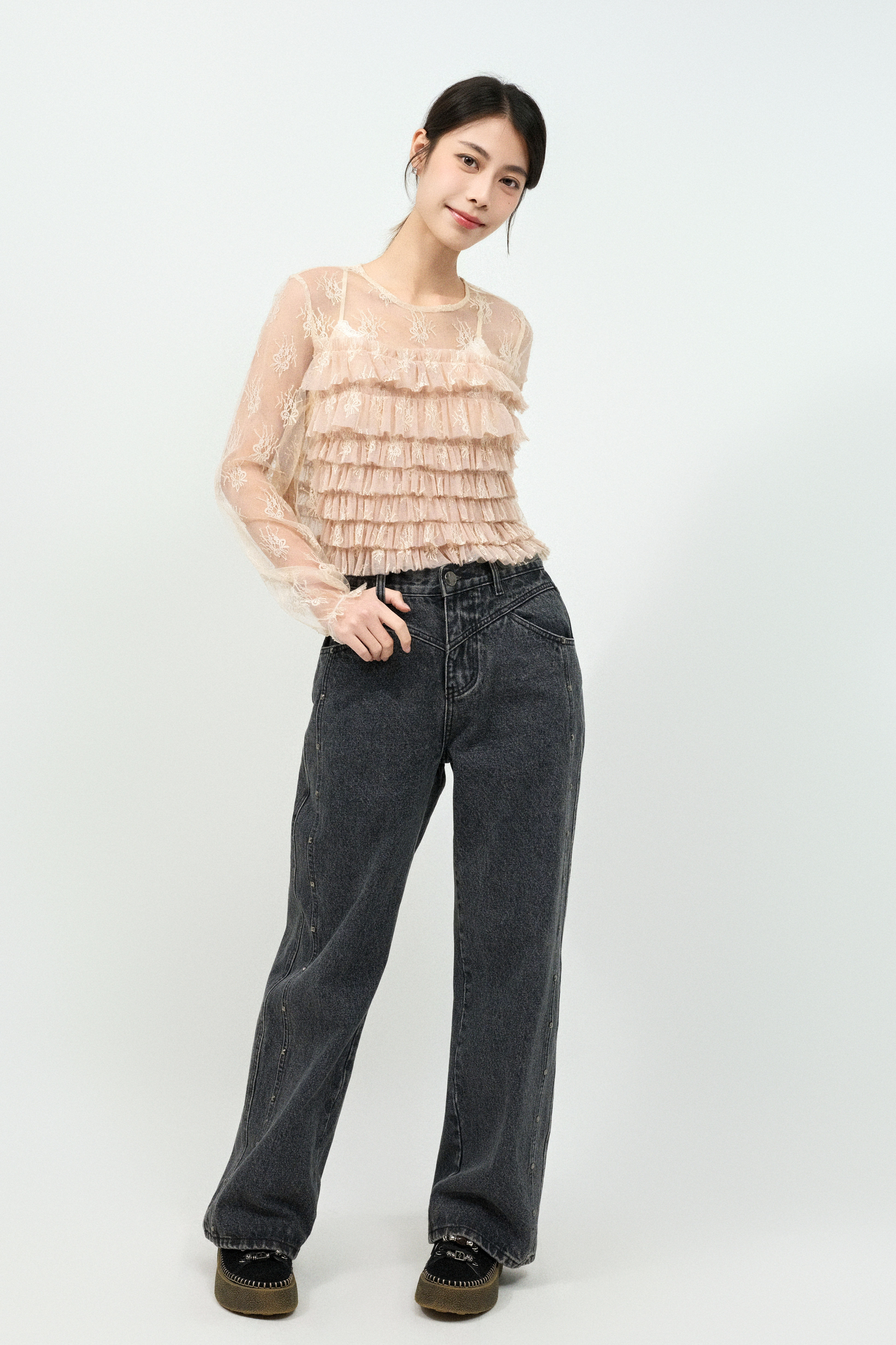 古典花蕾絲網紗荷葉上衣 （預購產品）