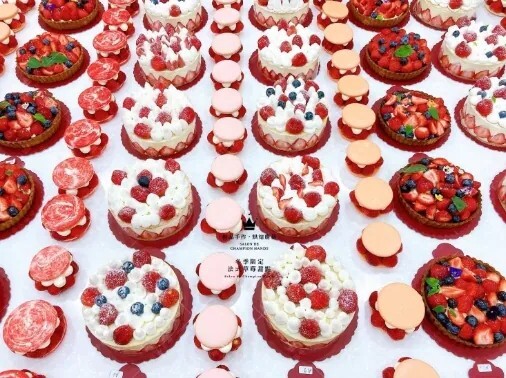 【黃偈 :《冬季限定—法式草莓甜點(第23班)》】2026.3.29(日)實體課程