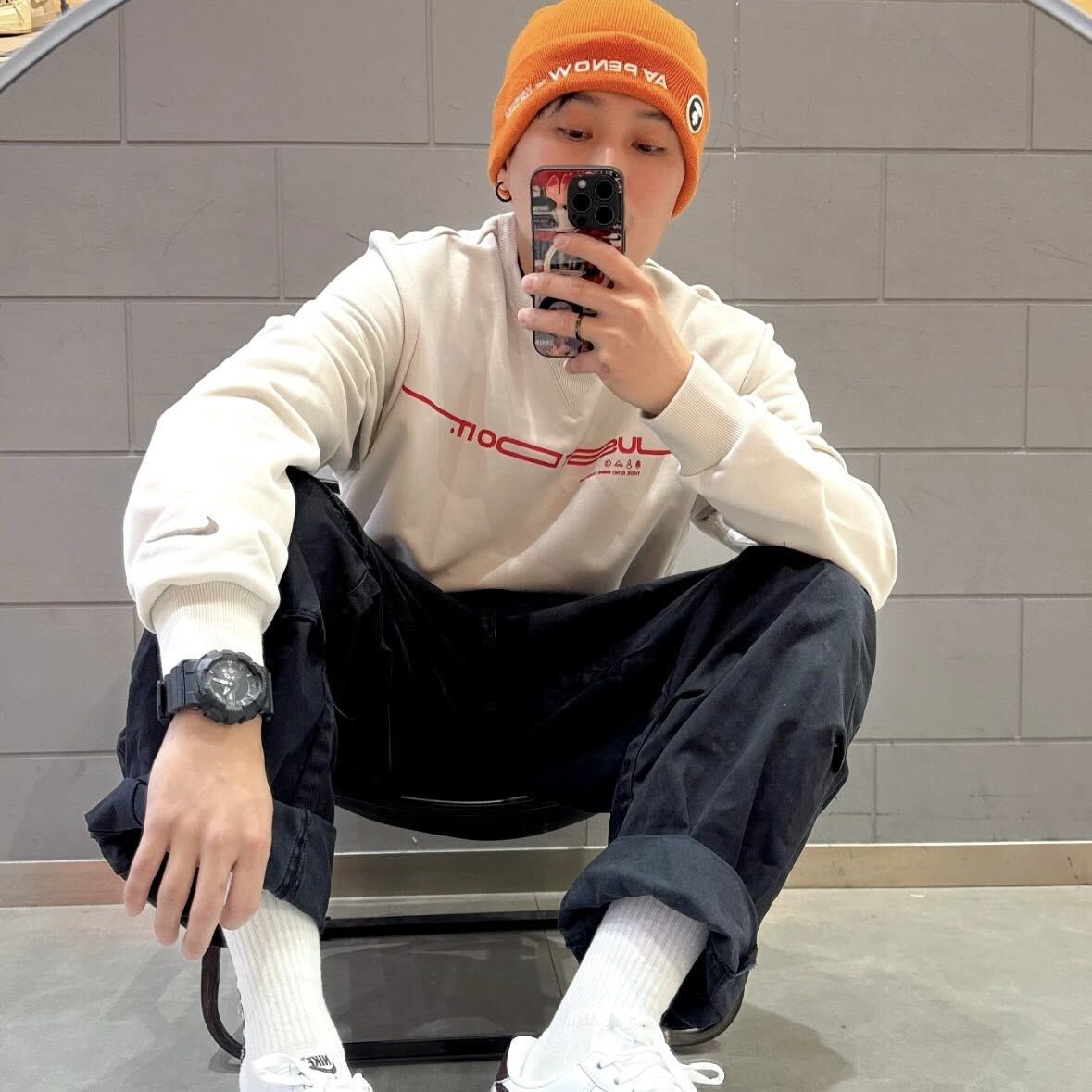 『FB社團 限時限定 』nike 新年限定 大學Ｔ