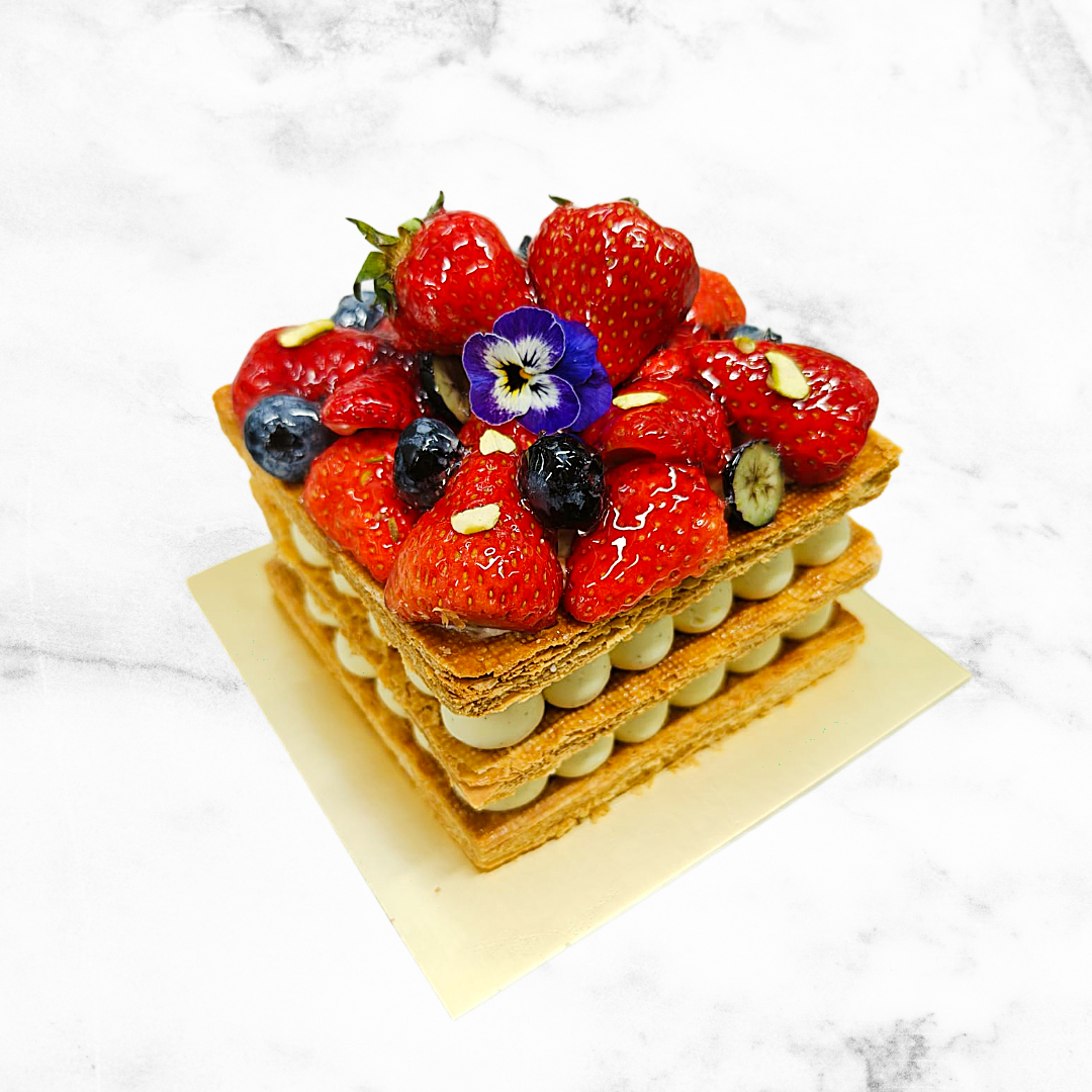 Strawberry  Napoleon PTW261L