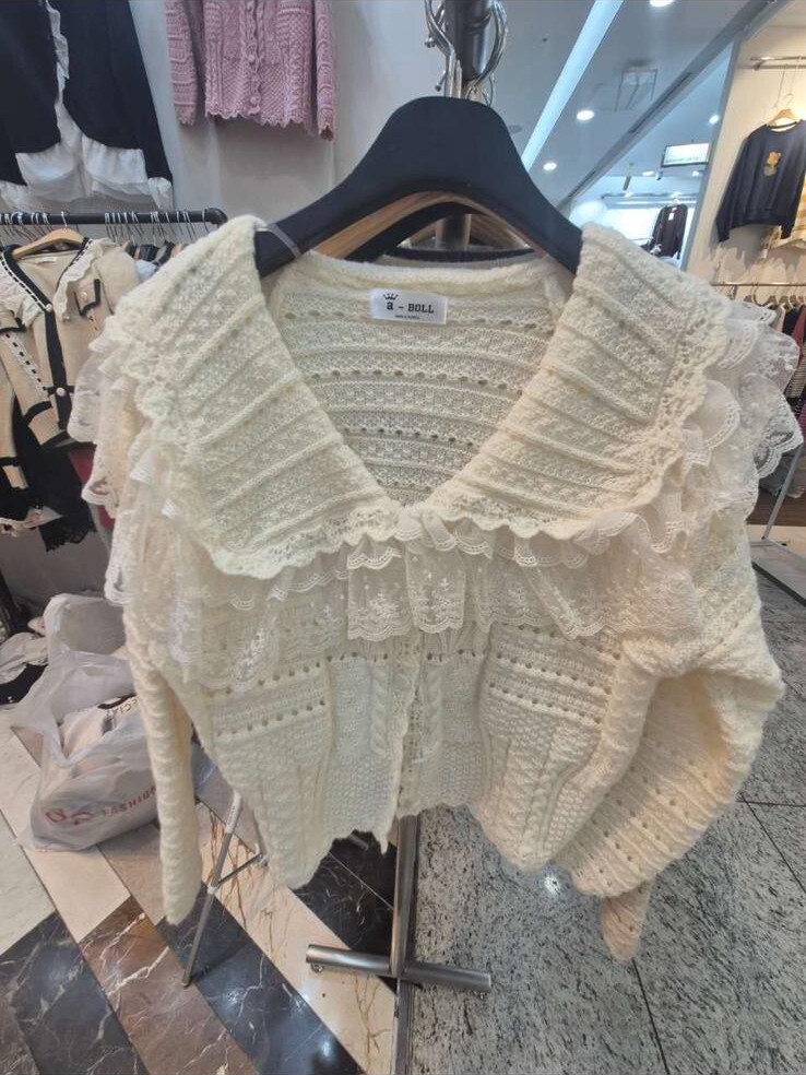 A17 胸44 長23 $499 (一口價)