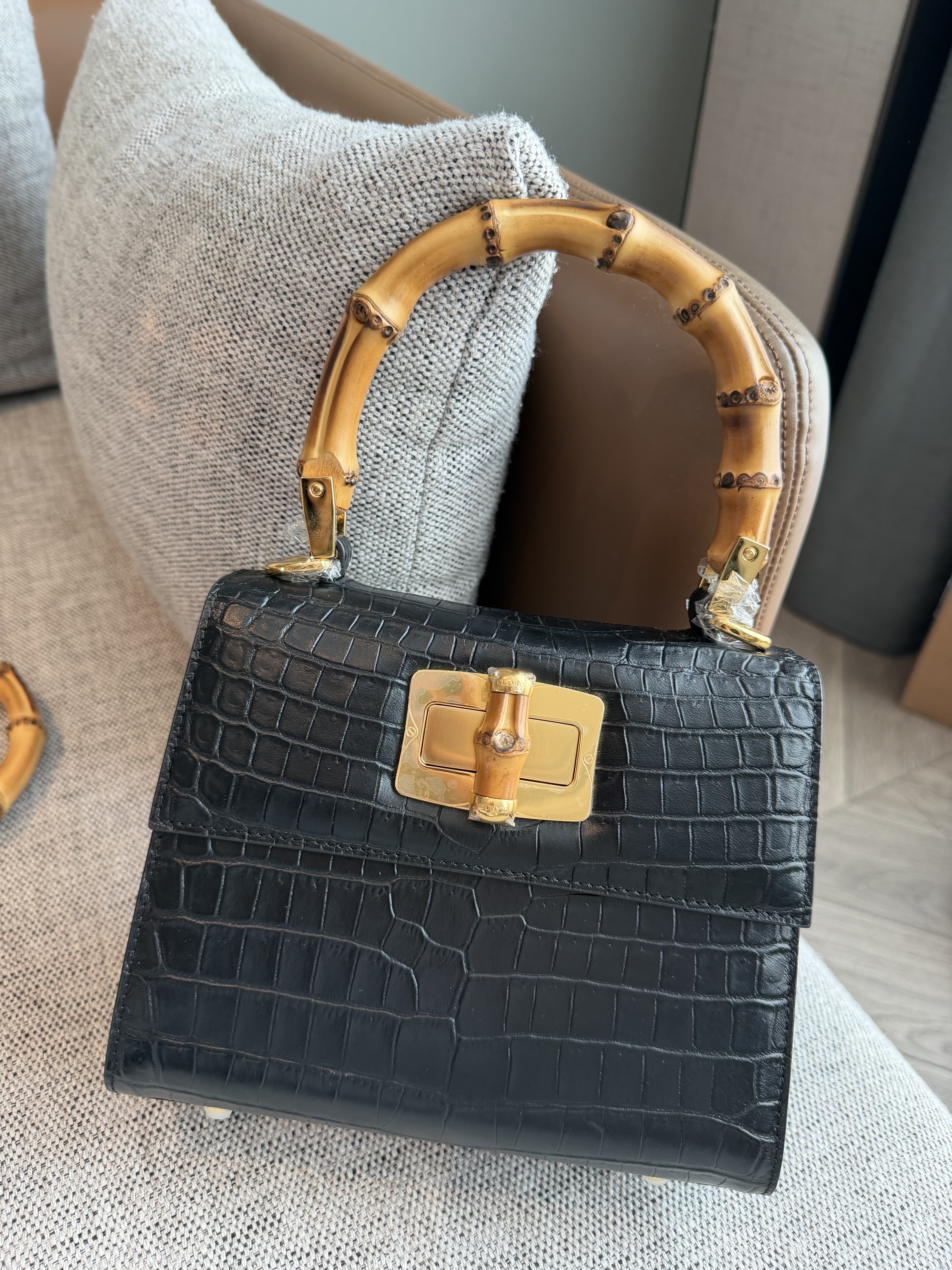 CL06 微瑕不退不換-M