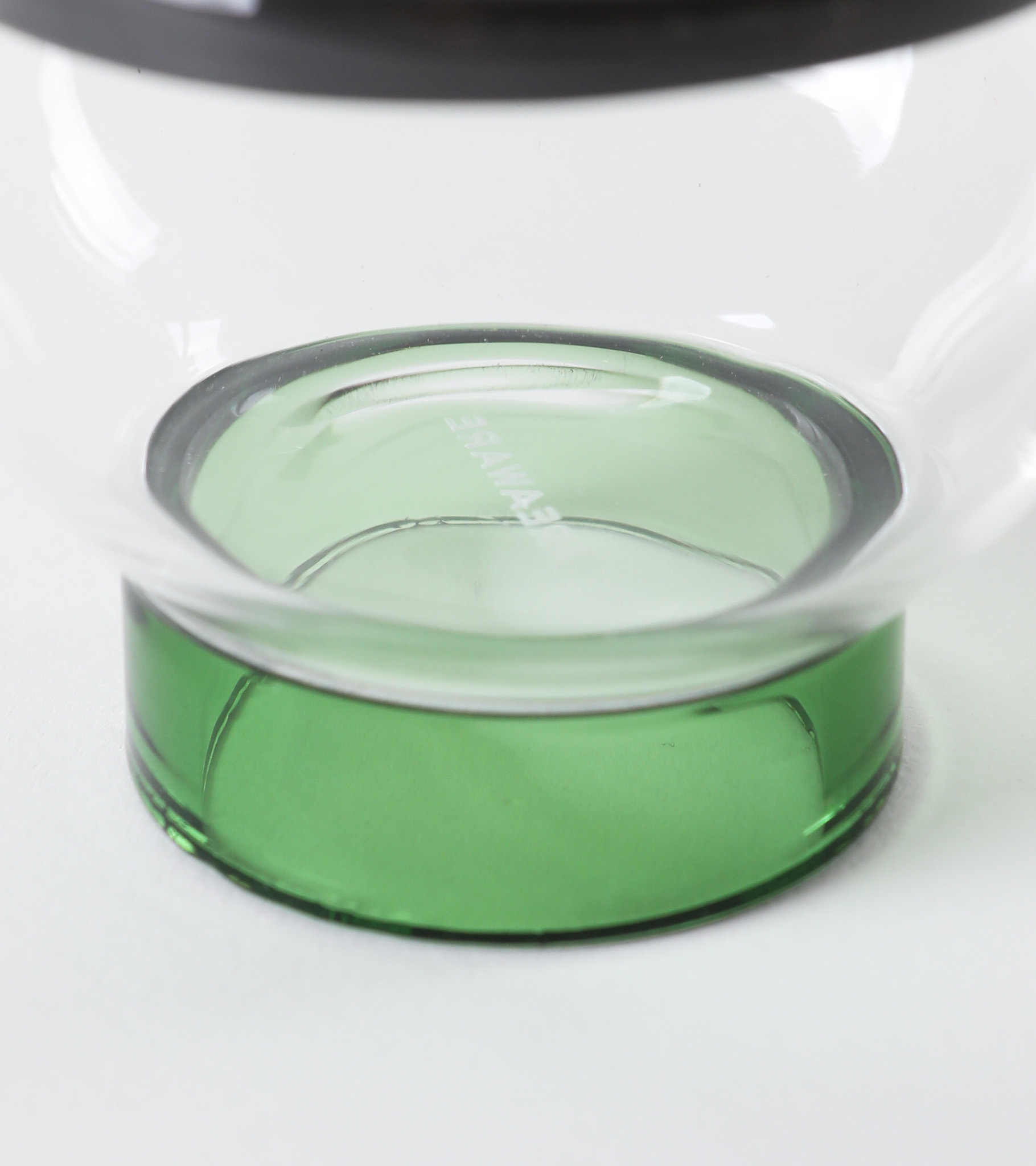 Sophie Lou Jacobson-調味罐，寶石色澤，點綴廚房的夢幻調味碗