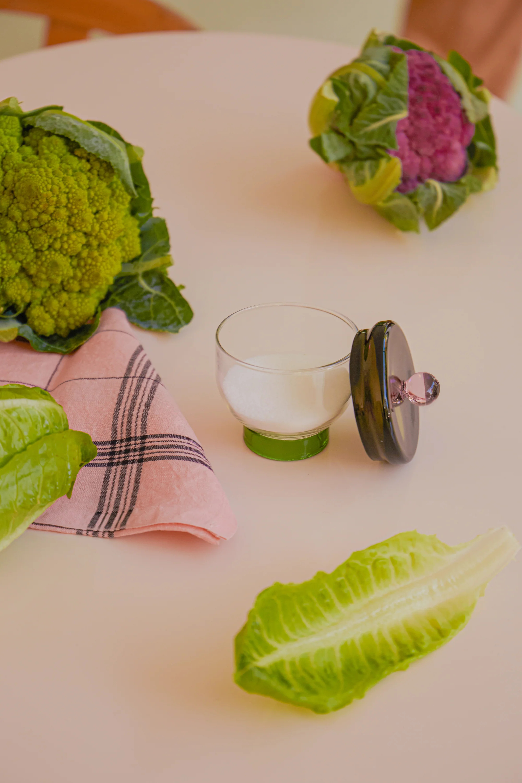 Sophie Lou Jacobson-鹽罐，獨特造型，讓每一次取用都變成美好體驗。