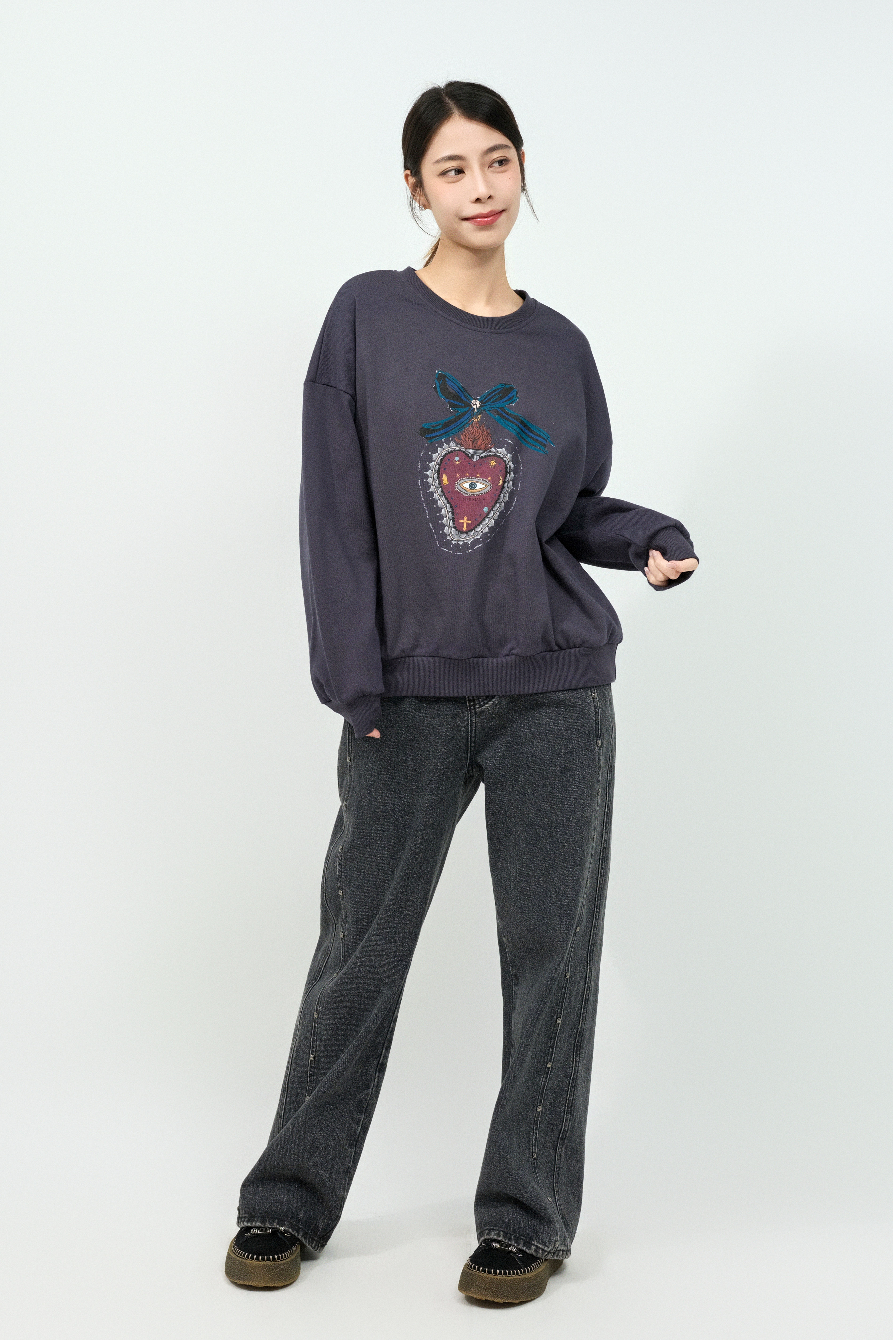 火焰心心眼睛印花衛衣 (現貨款式）