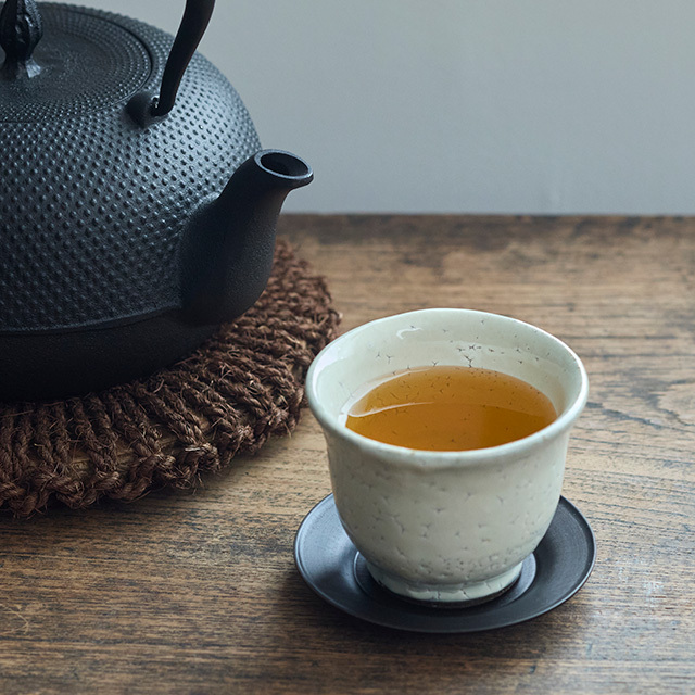 山中挽物茶托(黑)｜中川政七商店