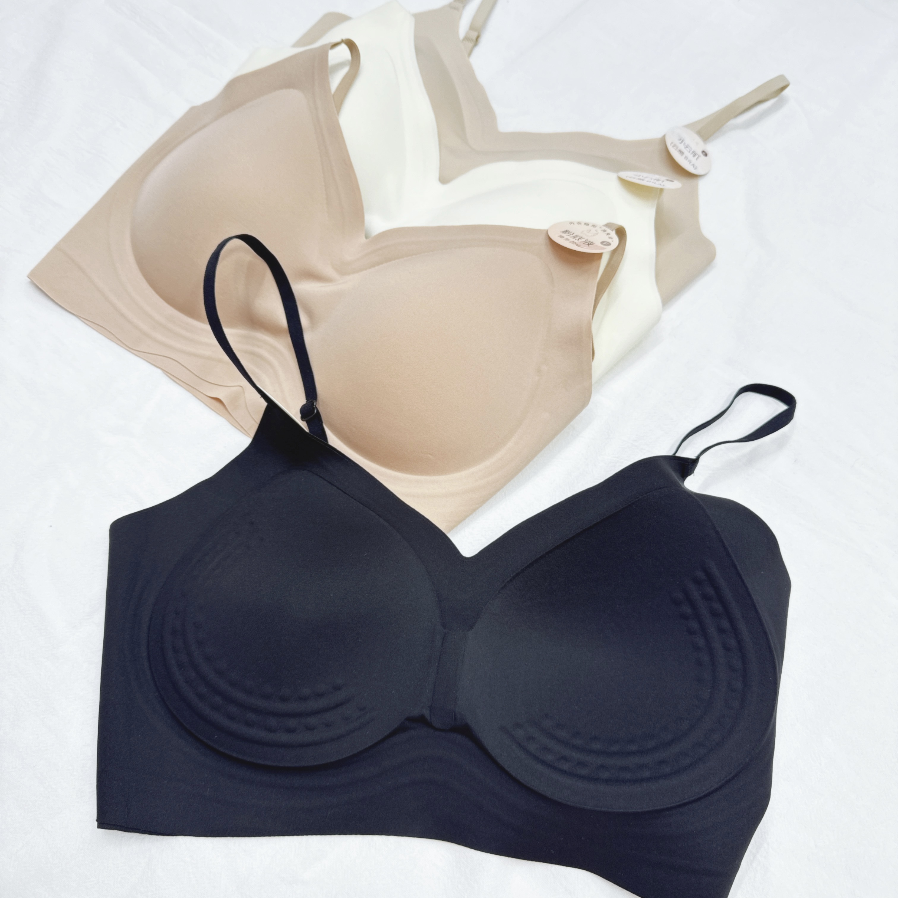 【預訂】2305-F Size小雲肌V領雲感全固定杯無痕吊帶CasualBra (G5-G8)