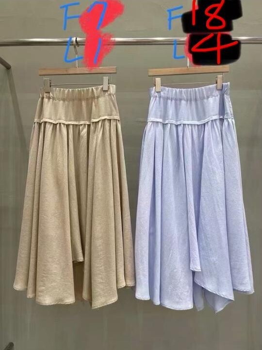 MU17 F:腰 26-33HIP49 長33.5 L:腰 28-35HIP51 長34 $469 (一口價)