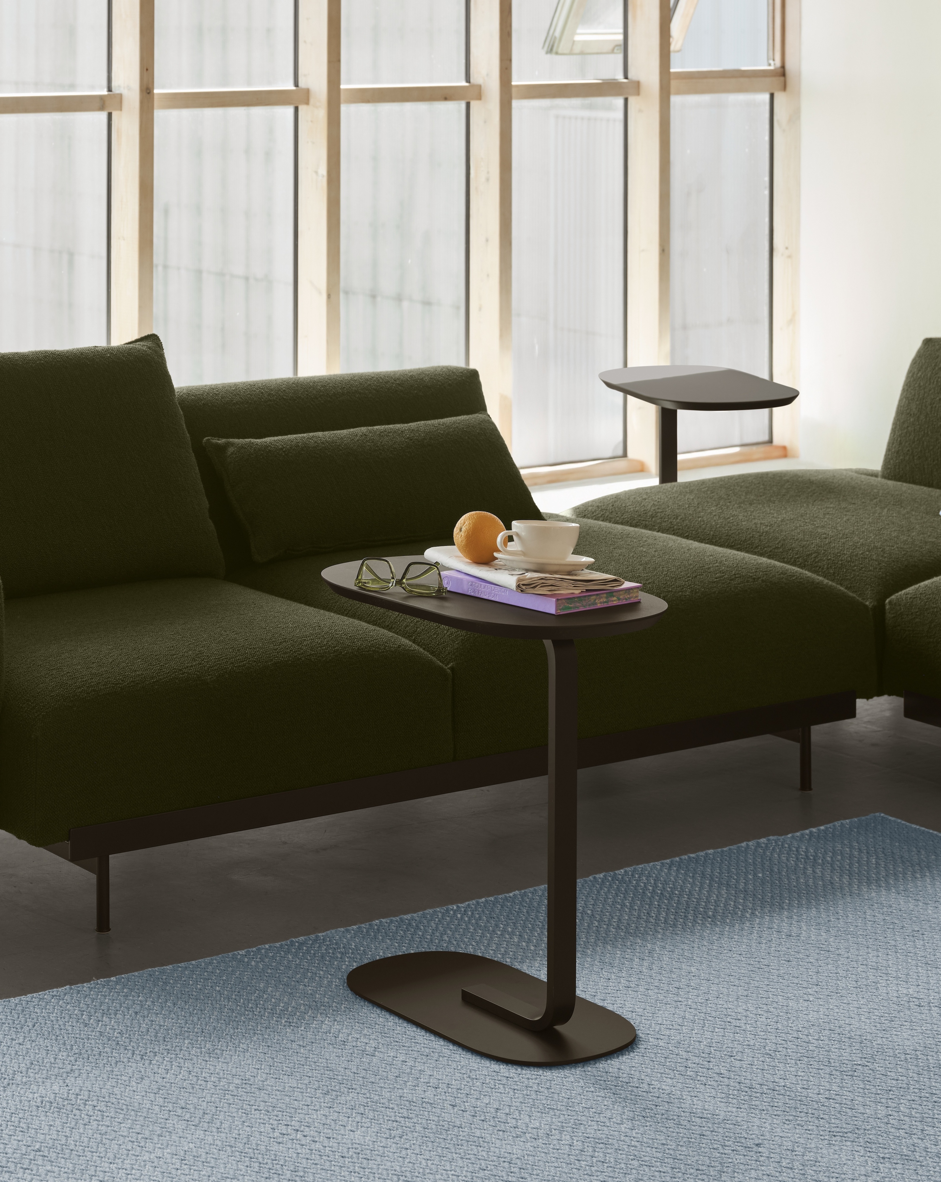 藏室 / 邊几 高 - 60.5 公分 by Muuto