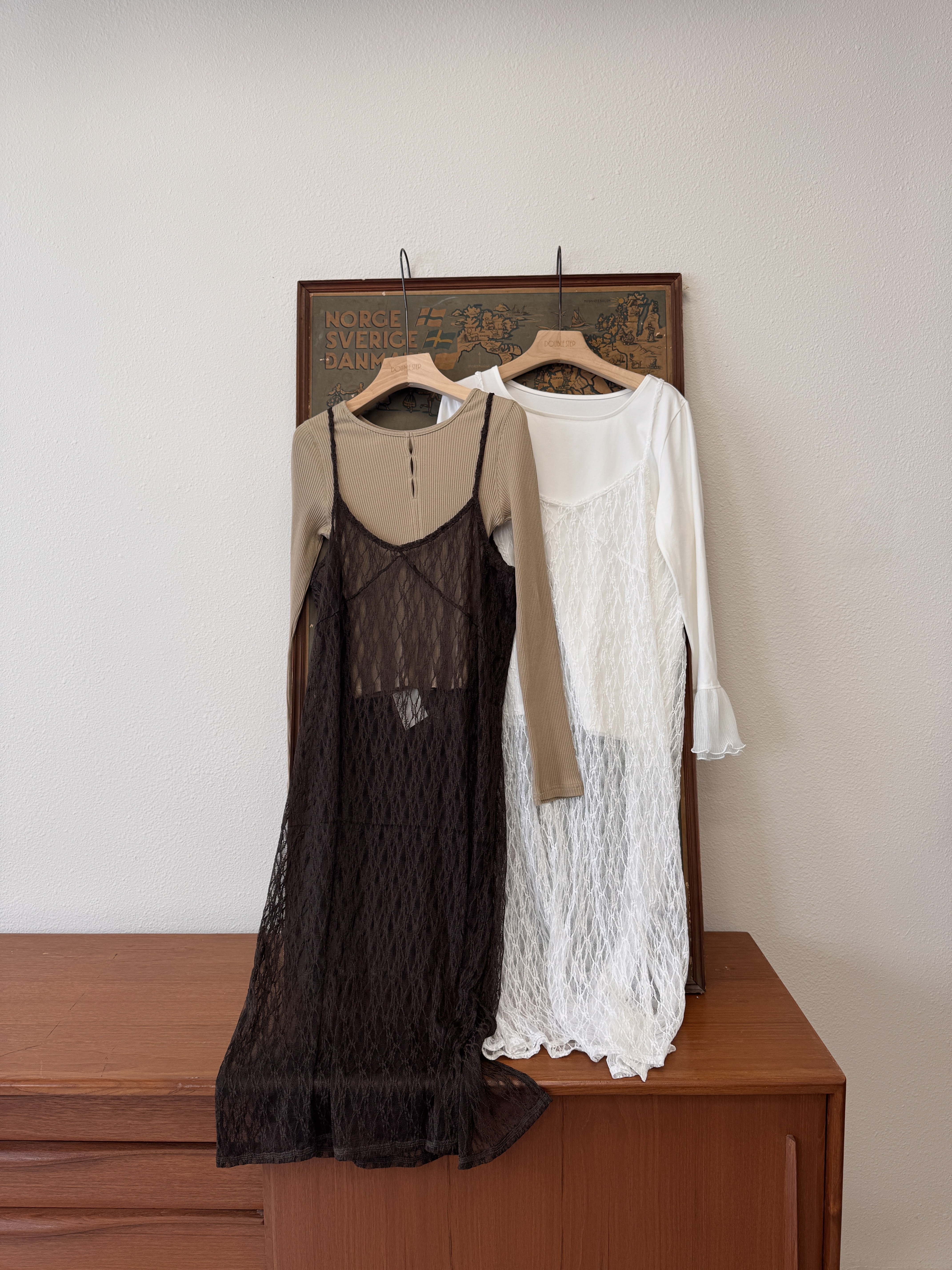 女性美感～蕾絲吊帶裙款罩衫 - TT61954