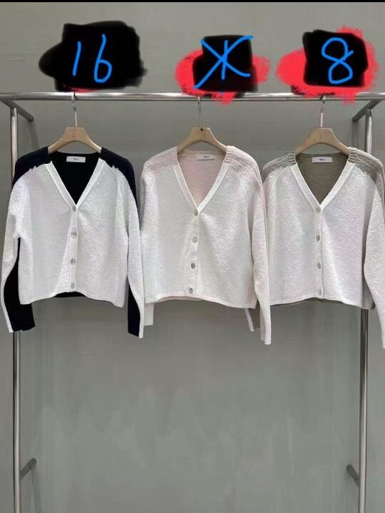 MU35 胸50-62 長21.5 $499 (一口價)