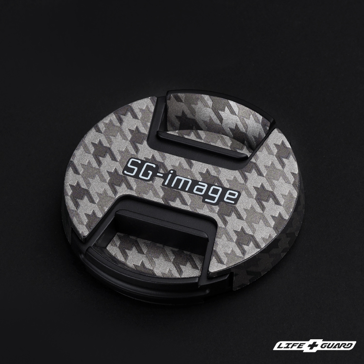 SG image AF 25mm F1.8 鏡頭蓋貼膜特寫，LIFE+GUARD，CDTI設計風格