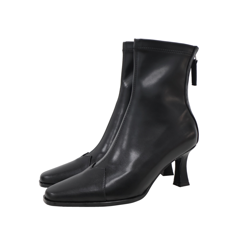 現貨 黑38 39 法式高跟瘦瘦短靴 -2色