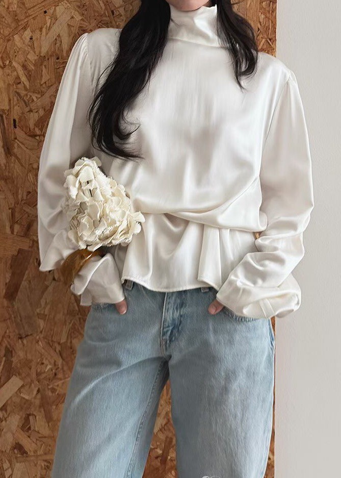 高領露背絲緞上衣(附綁帶)