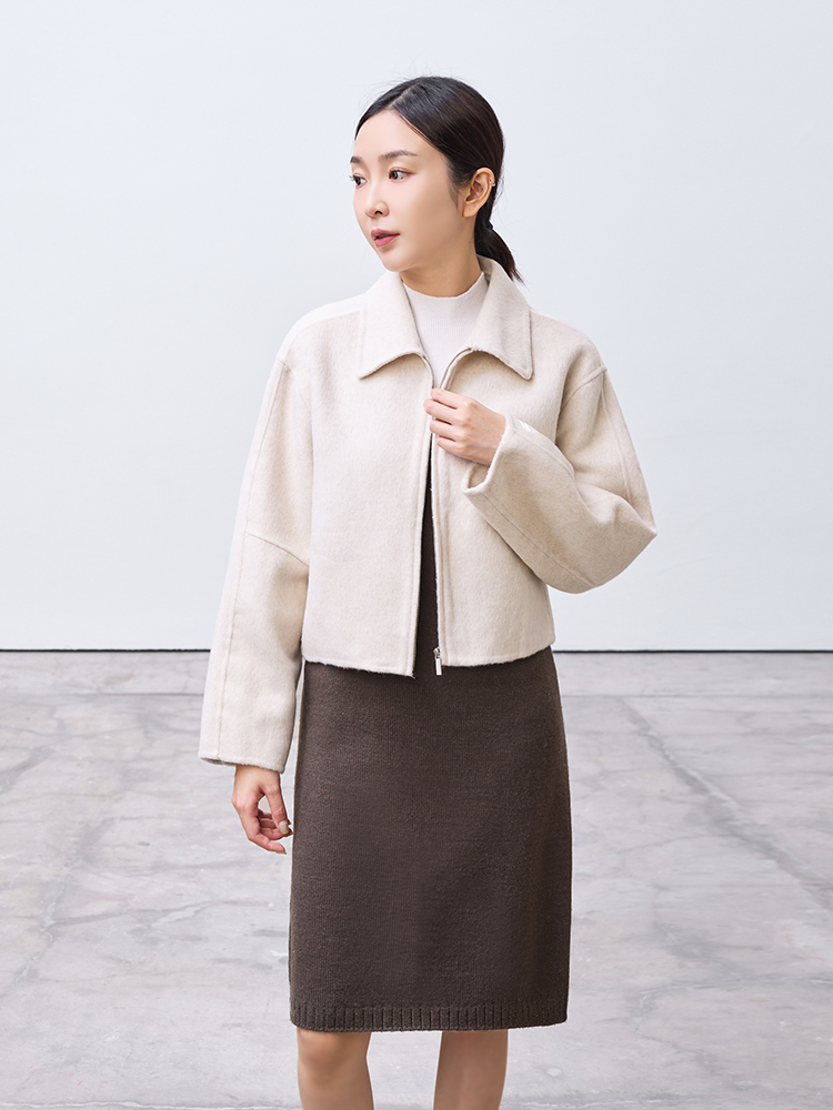 Cute!手工製翻領短版拉鍊外套（羊毛70%）