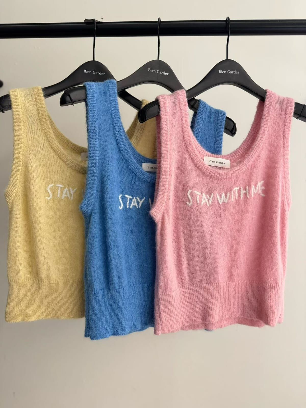 BG5402 英文logo針織背心  *特價* (優惠碼同充值購物金不適用)