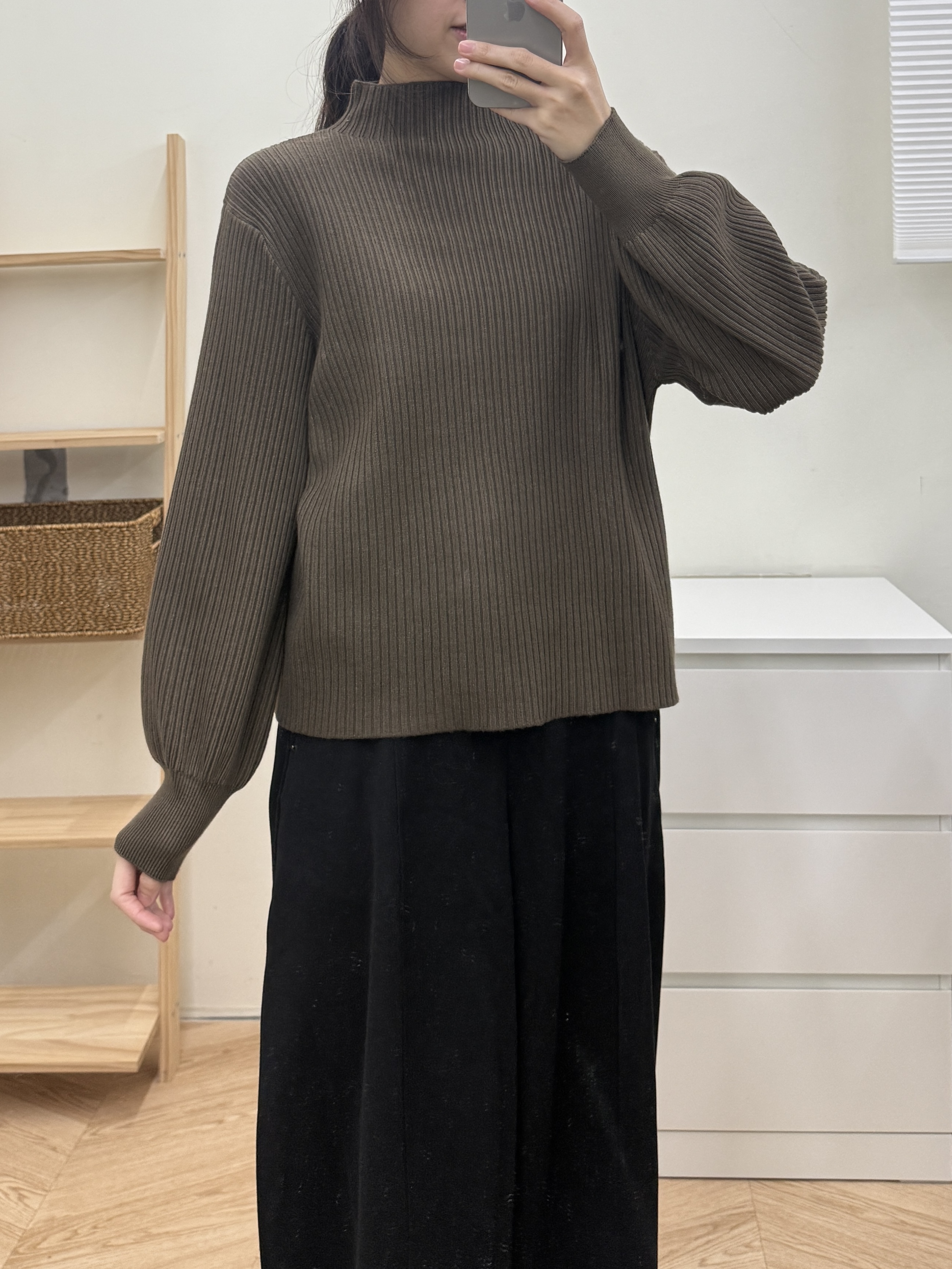 立領坑條澎袖毛衣*4色