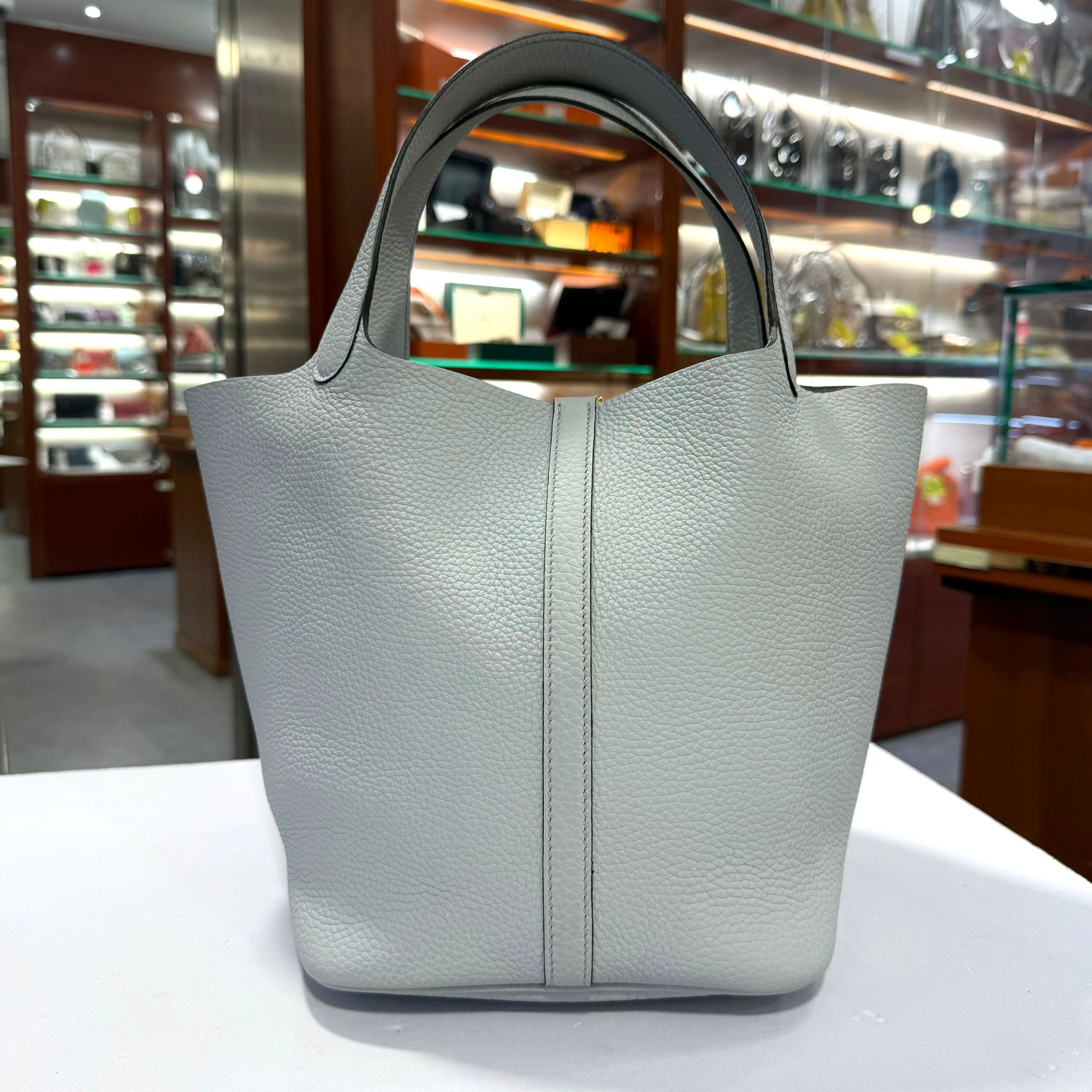 99%NEW接近全新PICOTIN 22 Z刻 BLUE PALE GHW TC 聖杯藍金扣 #菜籃子22 #P22 #香榭站正品