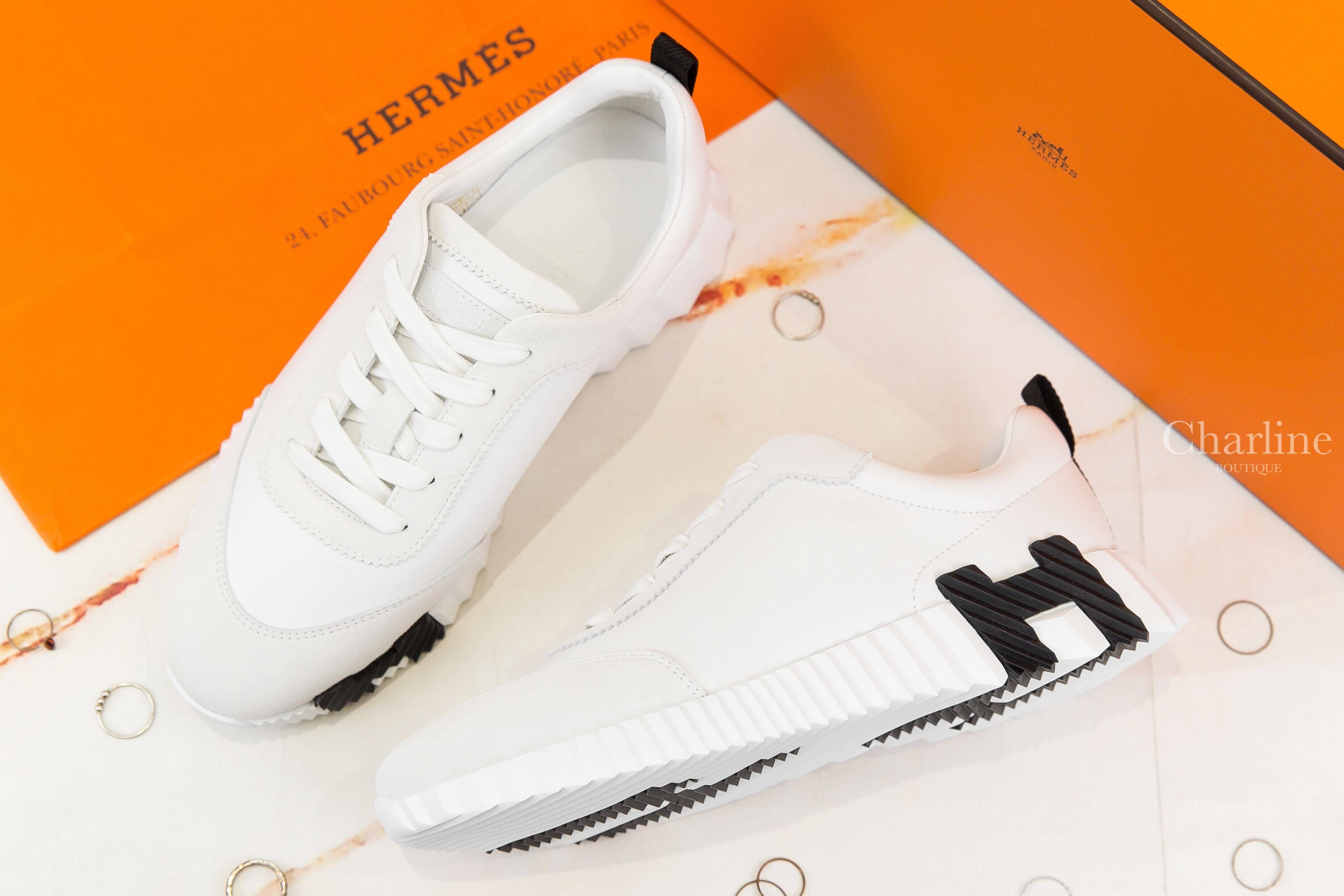 Hermès Bouncing Sneaker 白色牛皮拼麂皮黑色H運動鞋-Charline Boutique 精品代購