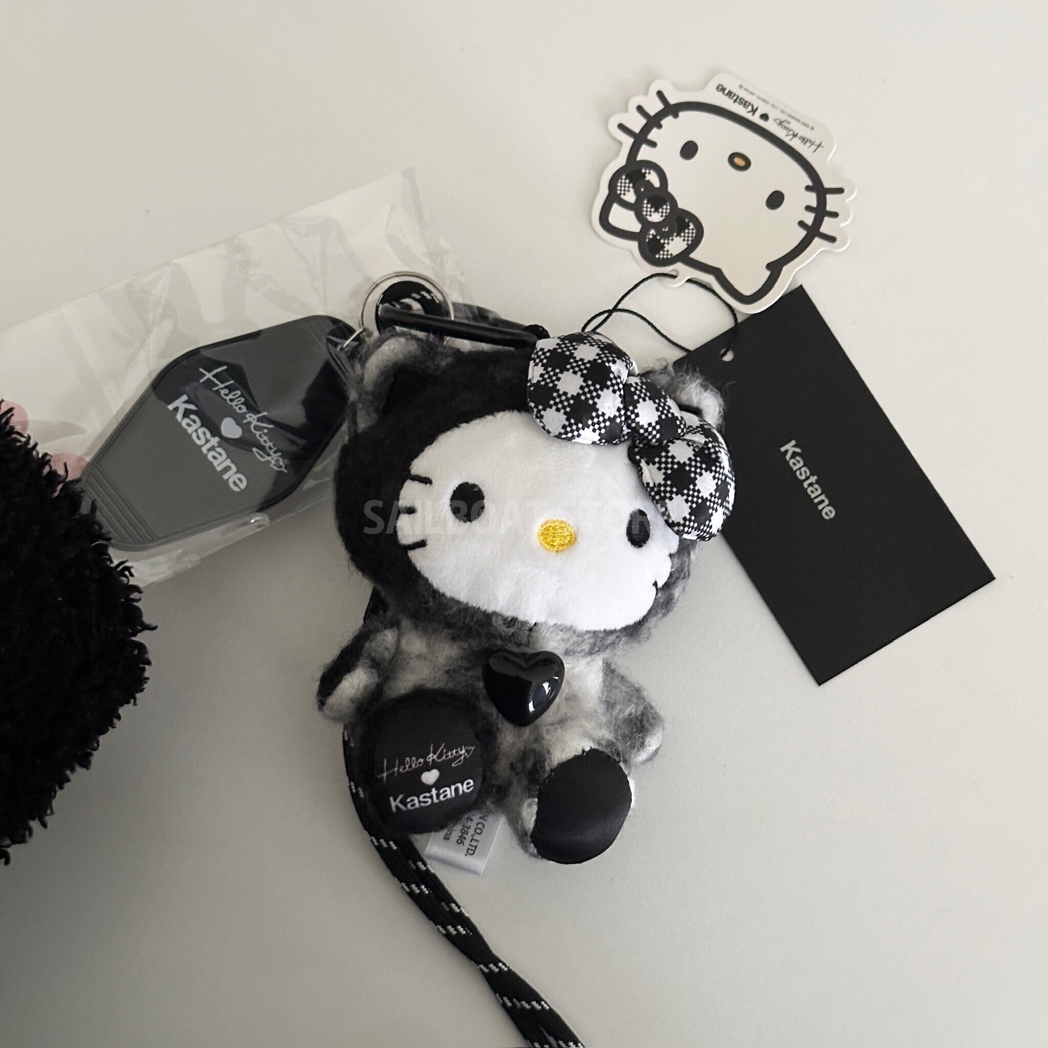 #現貨 🇯🇵日本 Kastane × Hello Kitty 格紋黑白 凱蒂貓 吊飾娃娃
