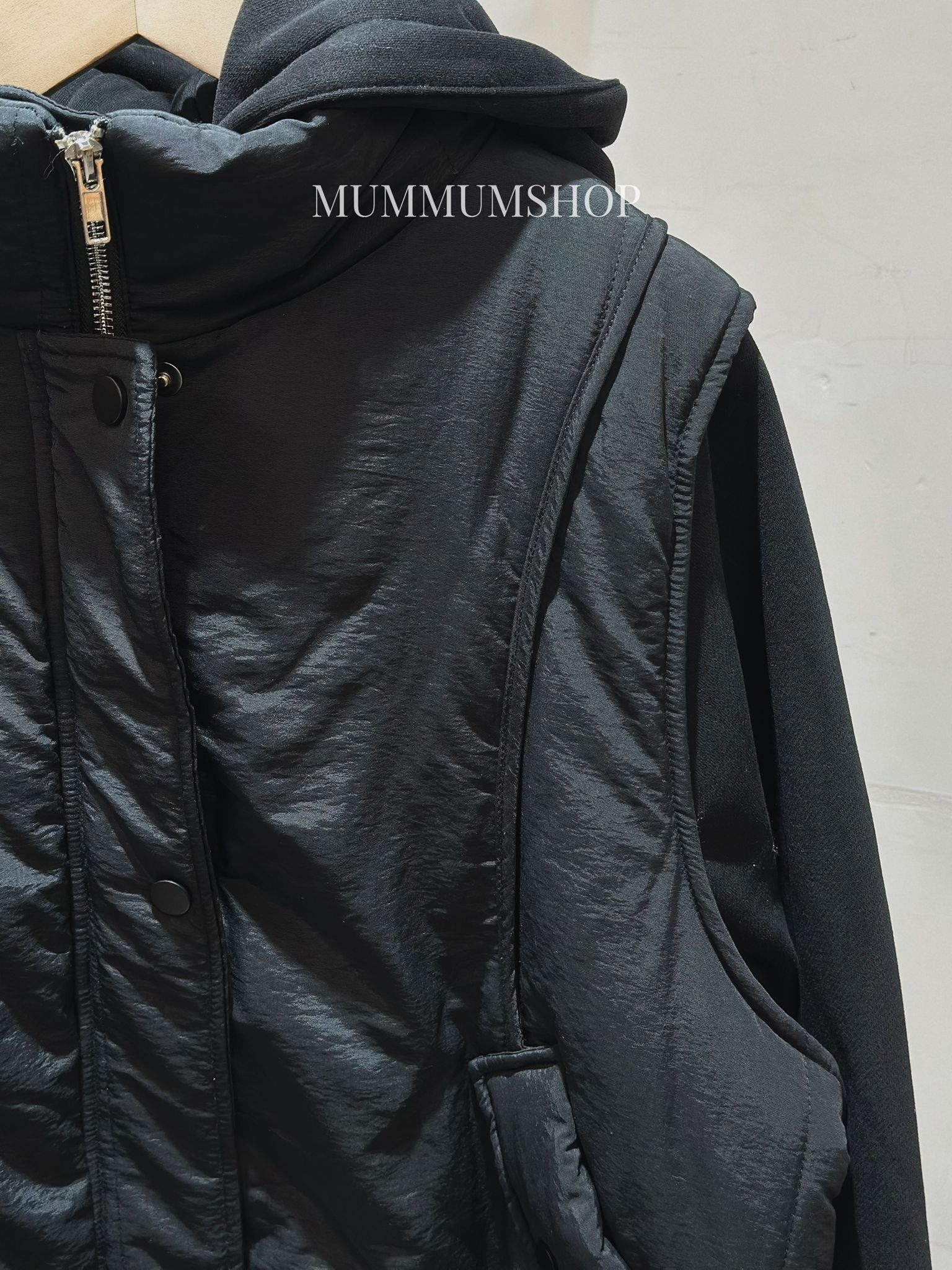 0213138a/有兩件唔同質地連帽外套 46/42/26