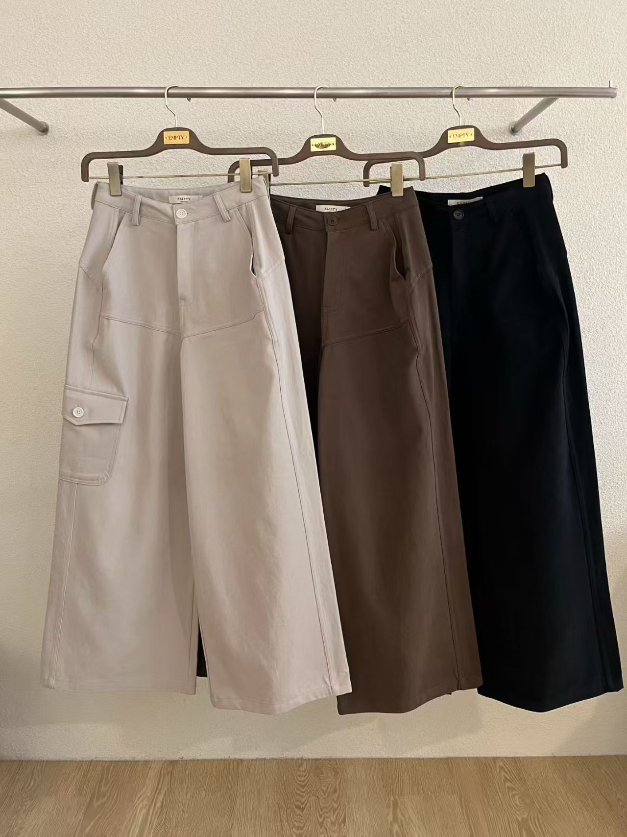 EP5413 側腿口袋寬腿褲(S/M) *特價* (優惠碼同充值購物金不適用)