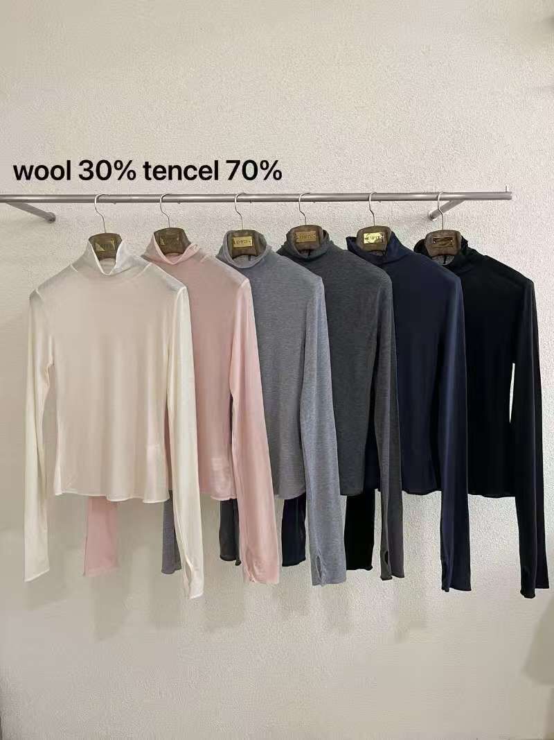 EP5416 高領透膚袖套羊毛上衣 *$380/2件* (優惠碼同充值購物金不適用)