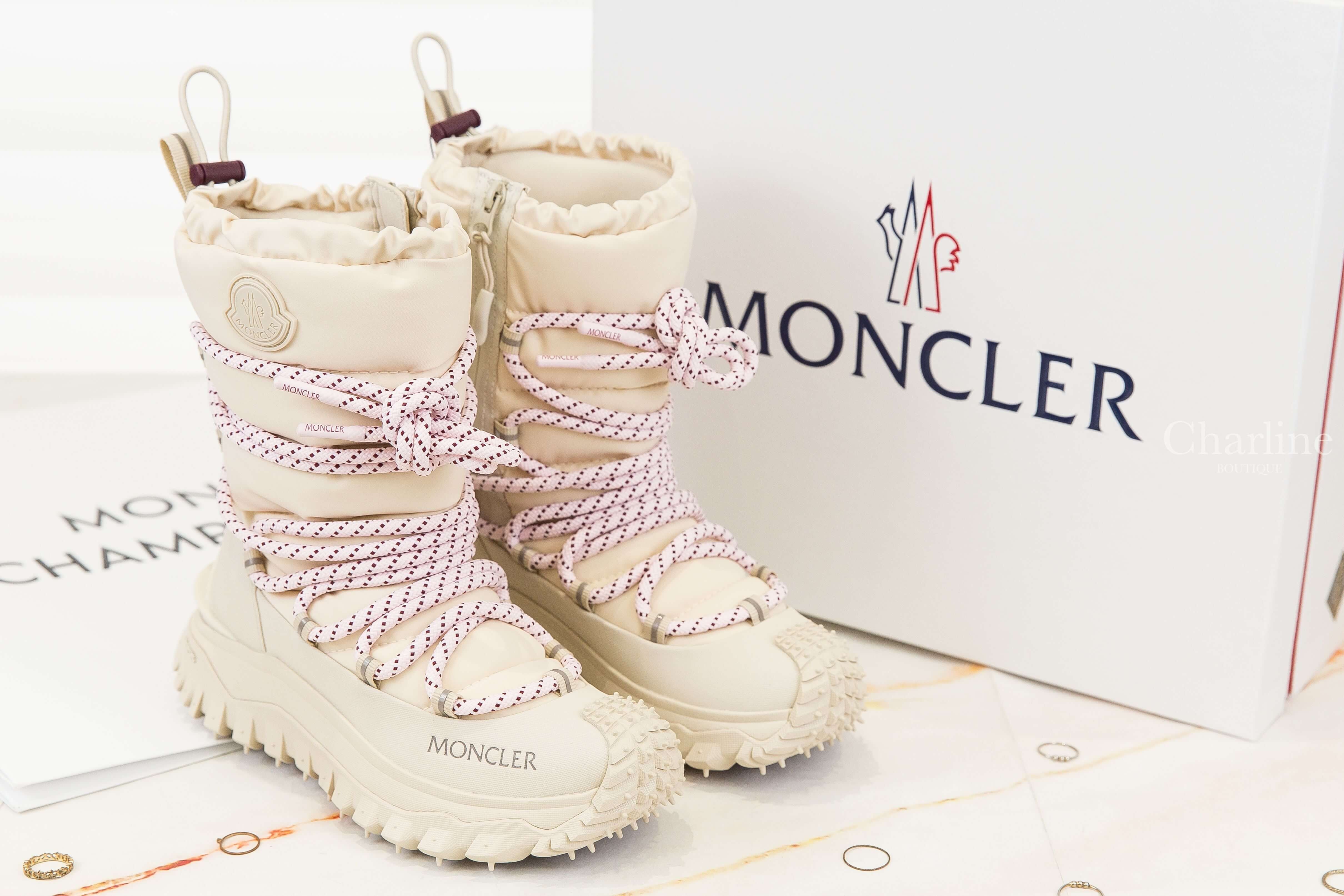 Moncler Trailgrip Après High Boots 象牙白粉色鞋帶側邊Logo字母抽繩雪靴-Charline Boutique 精品代購