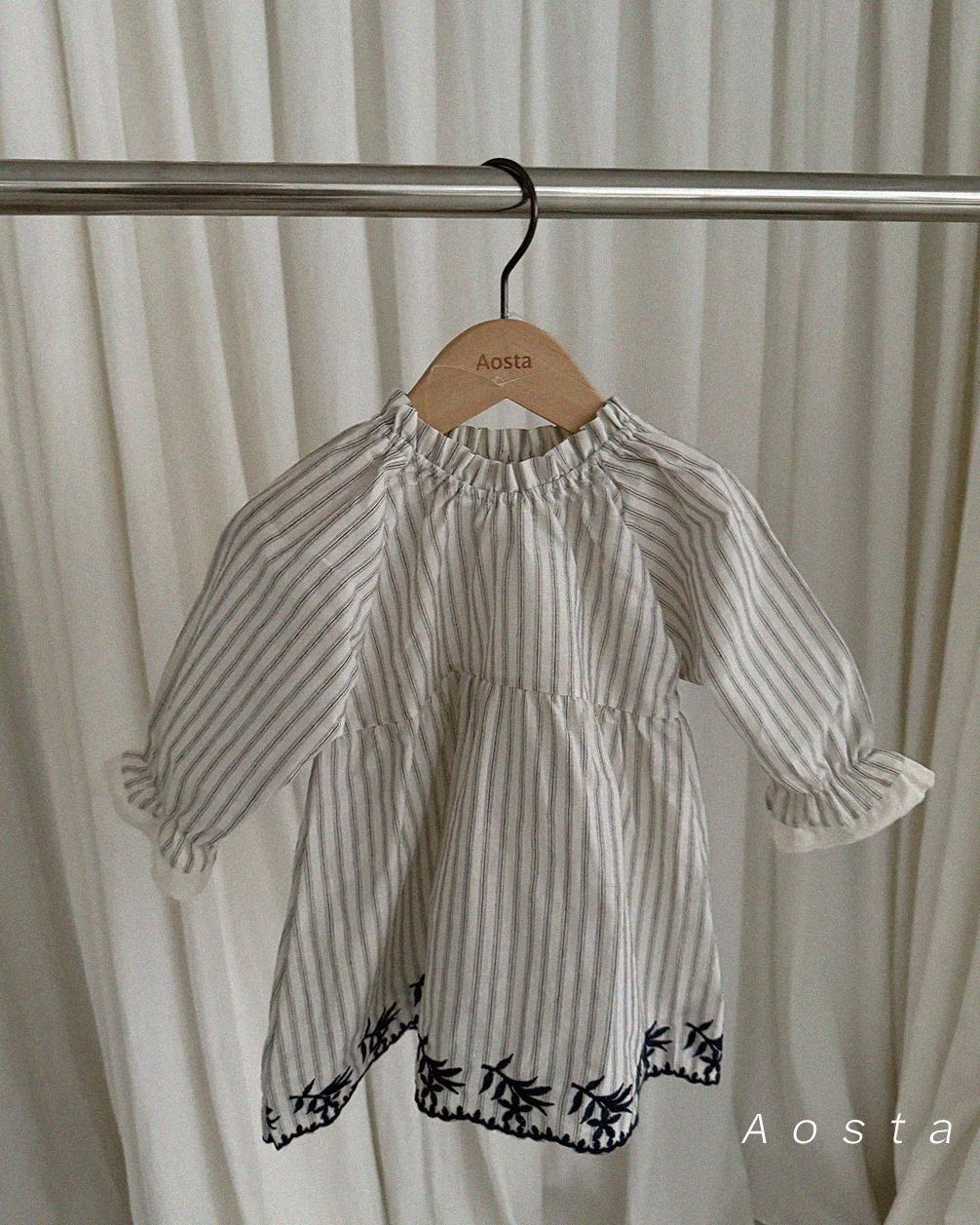 布拉格花影洋裝