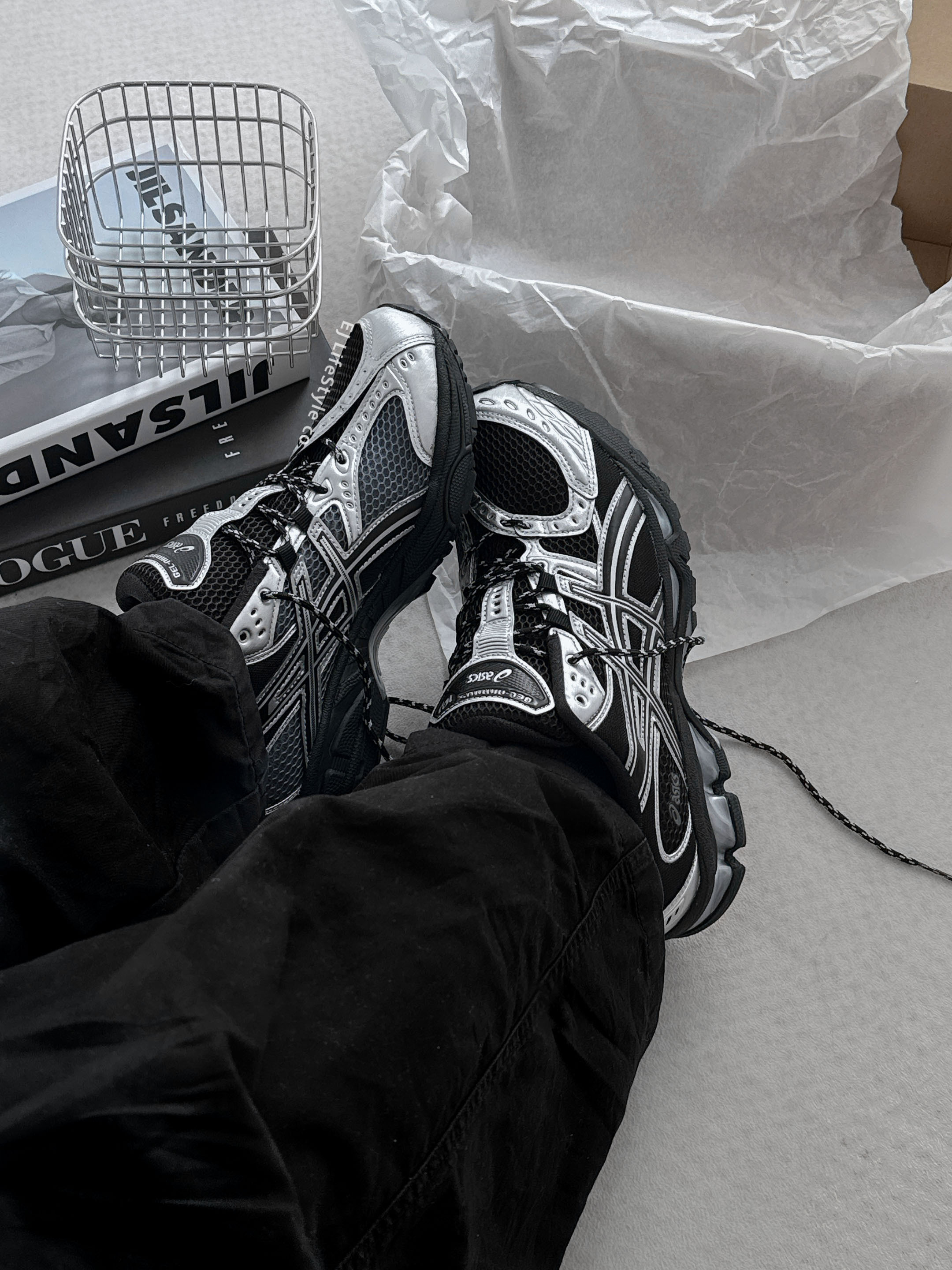 ASICS GEL-NIMBUS 10.1 黑銀霧藍金屬銀灰藍緩震男女鞋1203A820-001