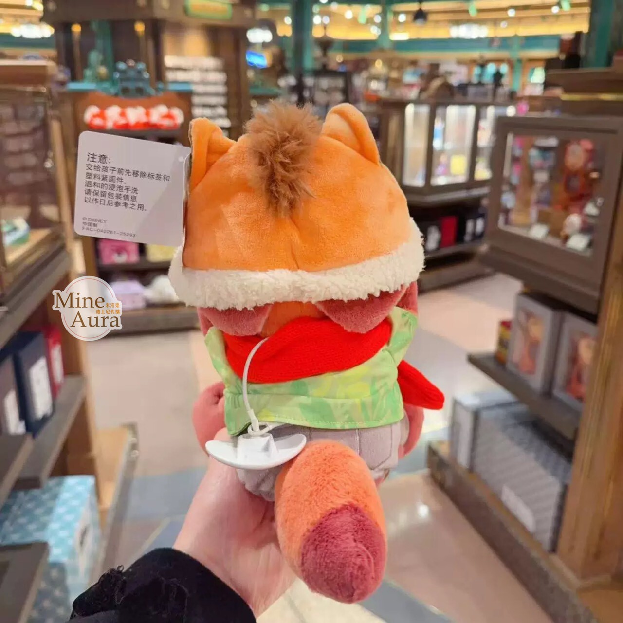 2026 新春 動物方城市 Zootopia 胡尼克 Nick 狐狸 娃娃 玩偶 -上海迪士尼樂園