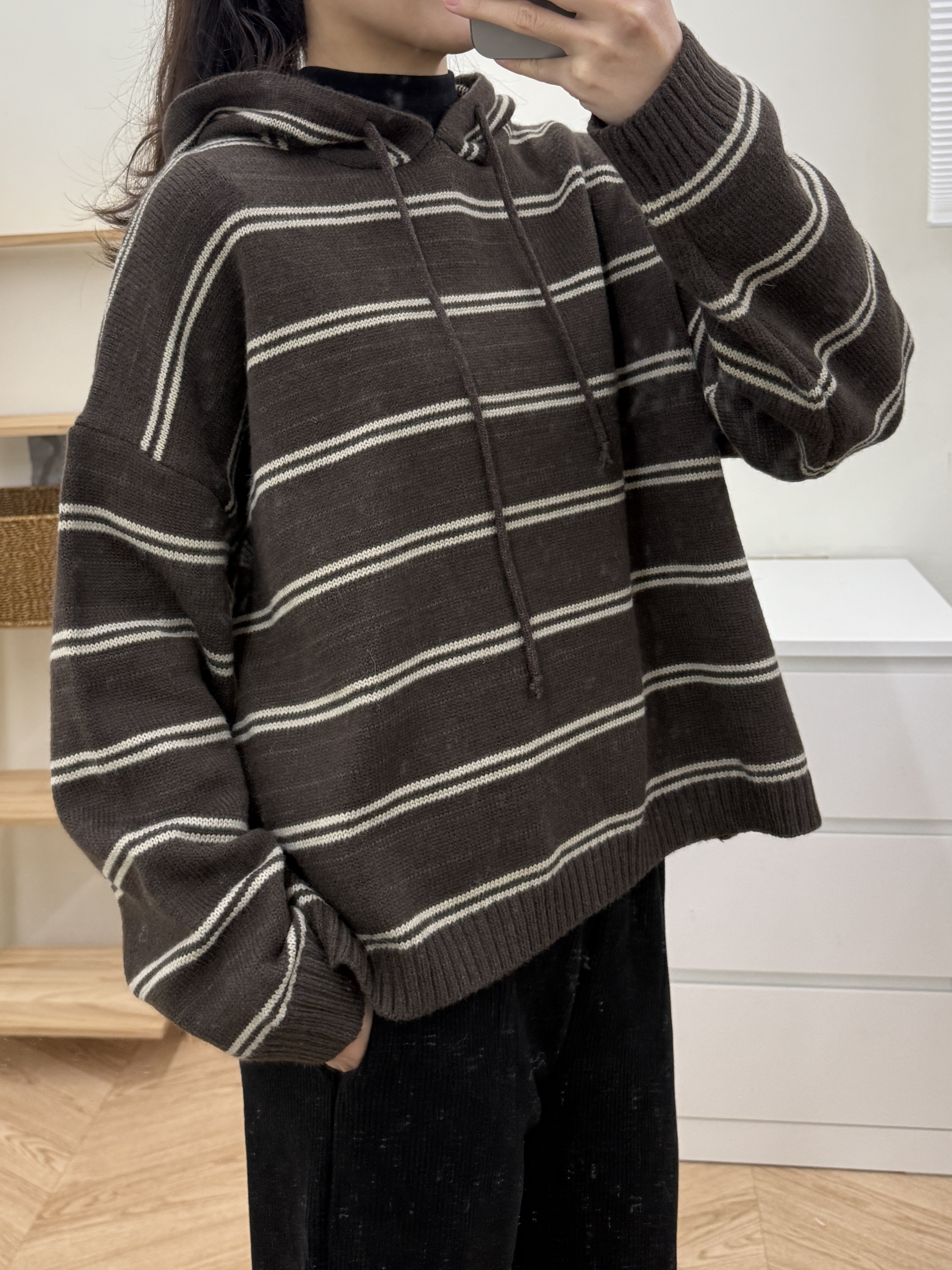雙線條連帽抽繩毛衣