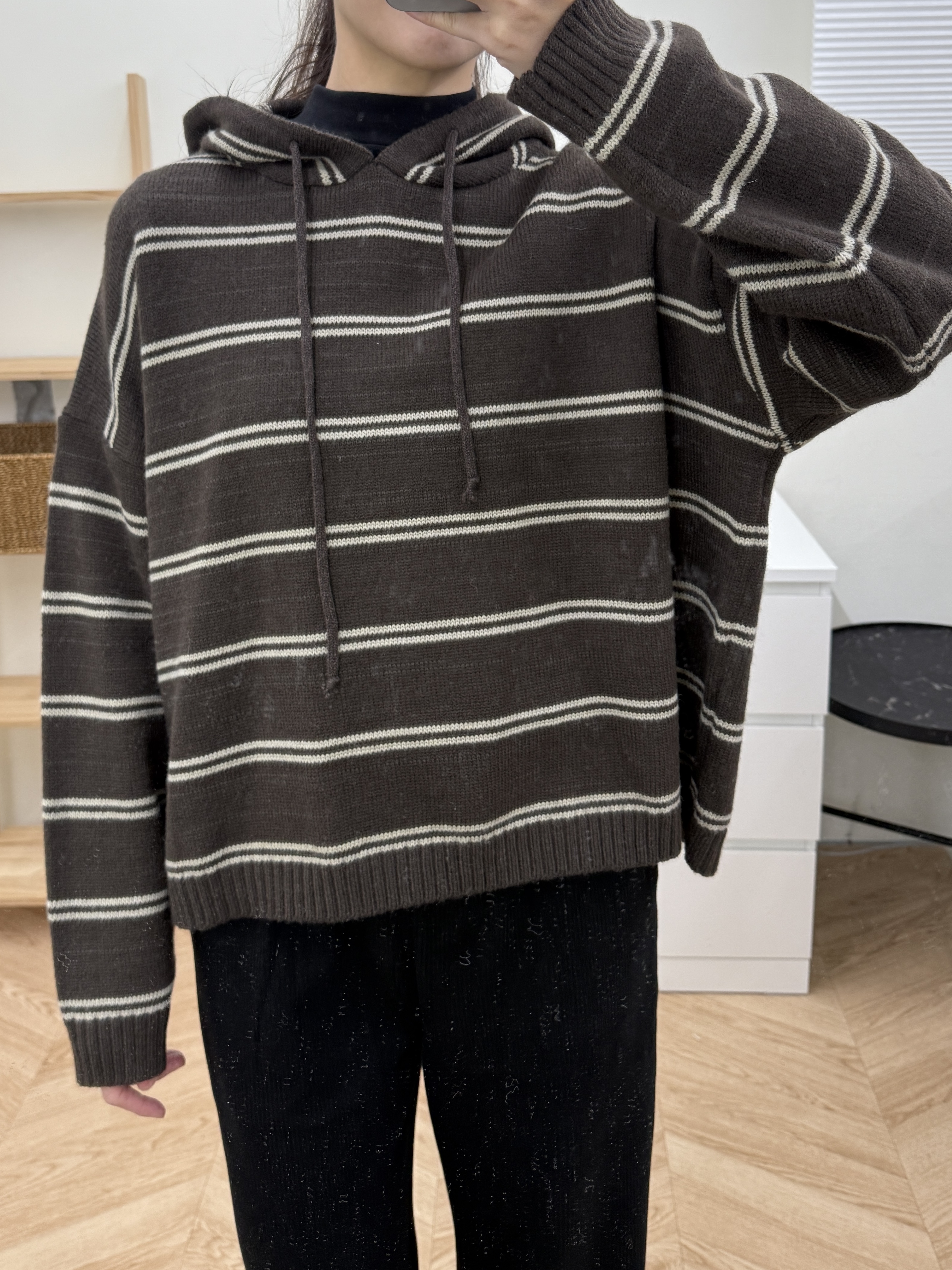 雙線條連帽抽繩毛衣