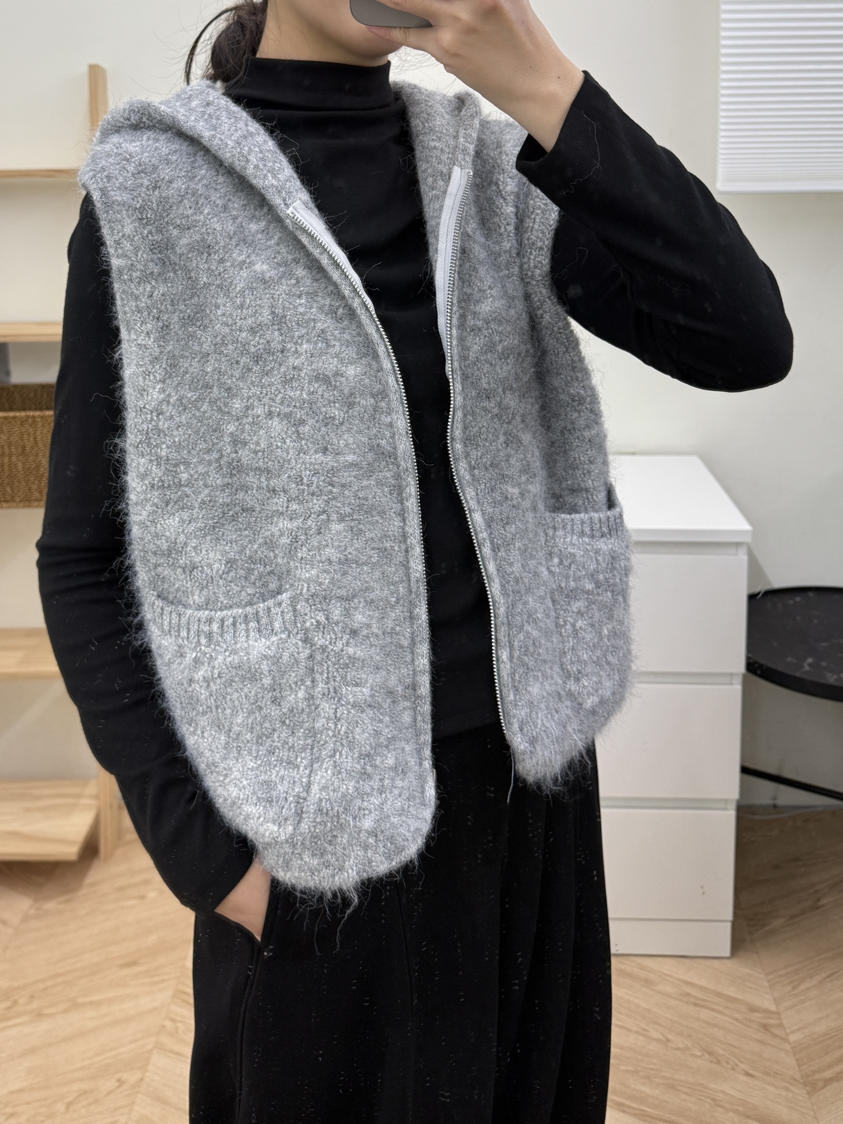 圈圈紗連帽針織羊毛背心-灰色