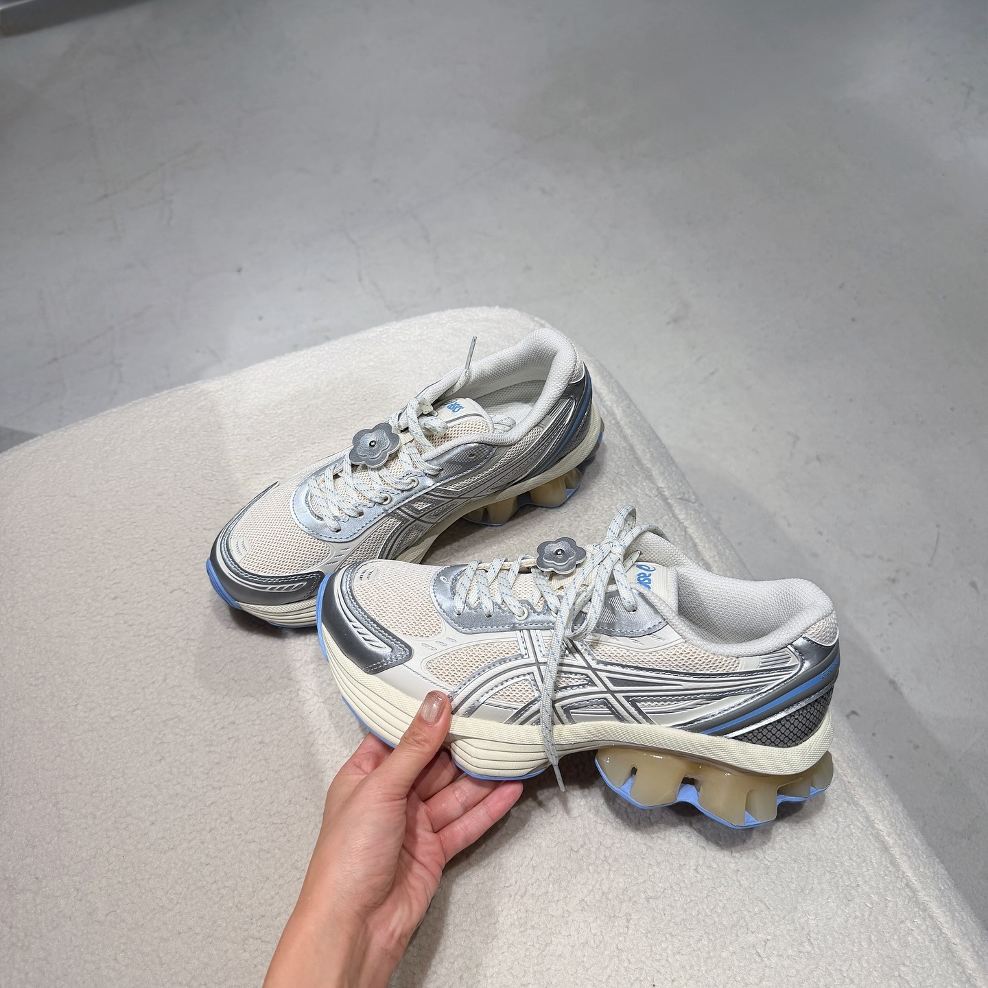 Asics Gel-Kinetic Fluent 日本新款 奶油象牙 寶寶藍 緩震 復古 慢跑鞋 1203A591-103