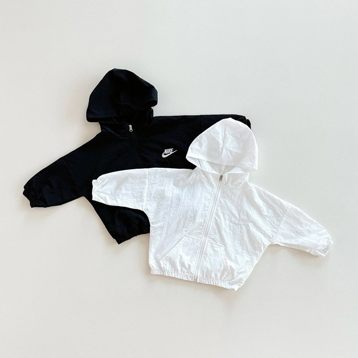 正韓春IKONG 兩色運動連帽外套