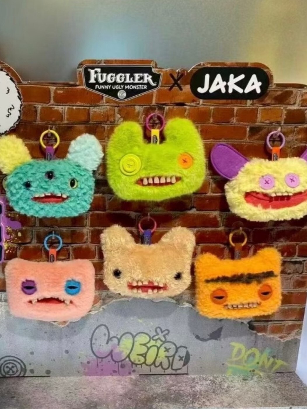 FUGGLER 牙齒怪 放克牙寶 萌芽怪獸  公仔收納袋盲盒