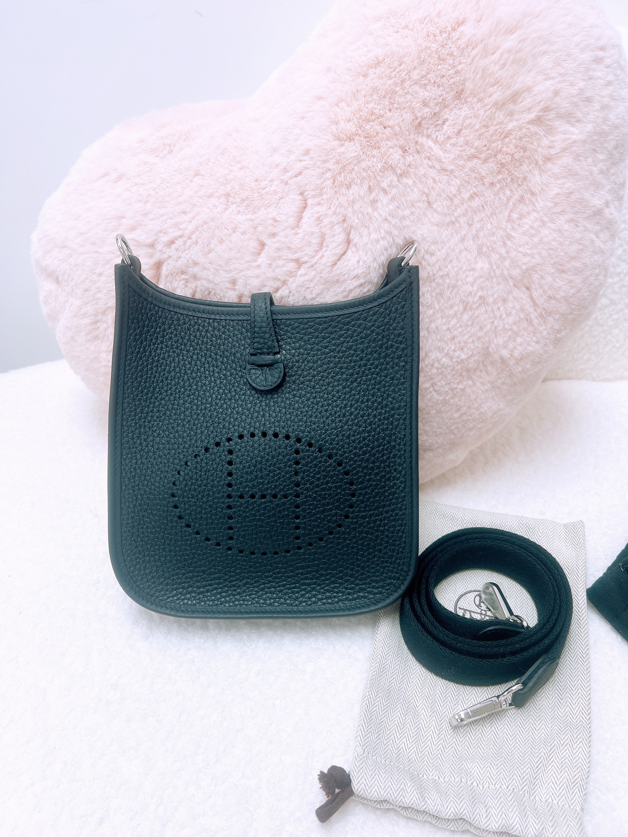 *Unused* Hermes mini evelyne (black PHW/ stamp K)