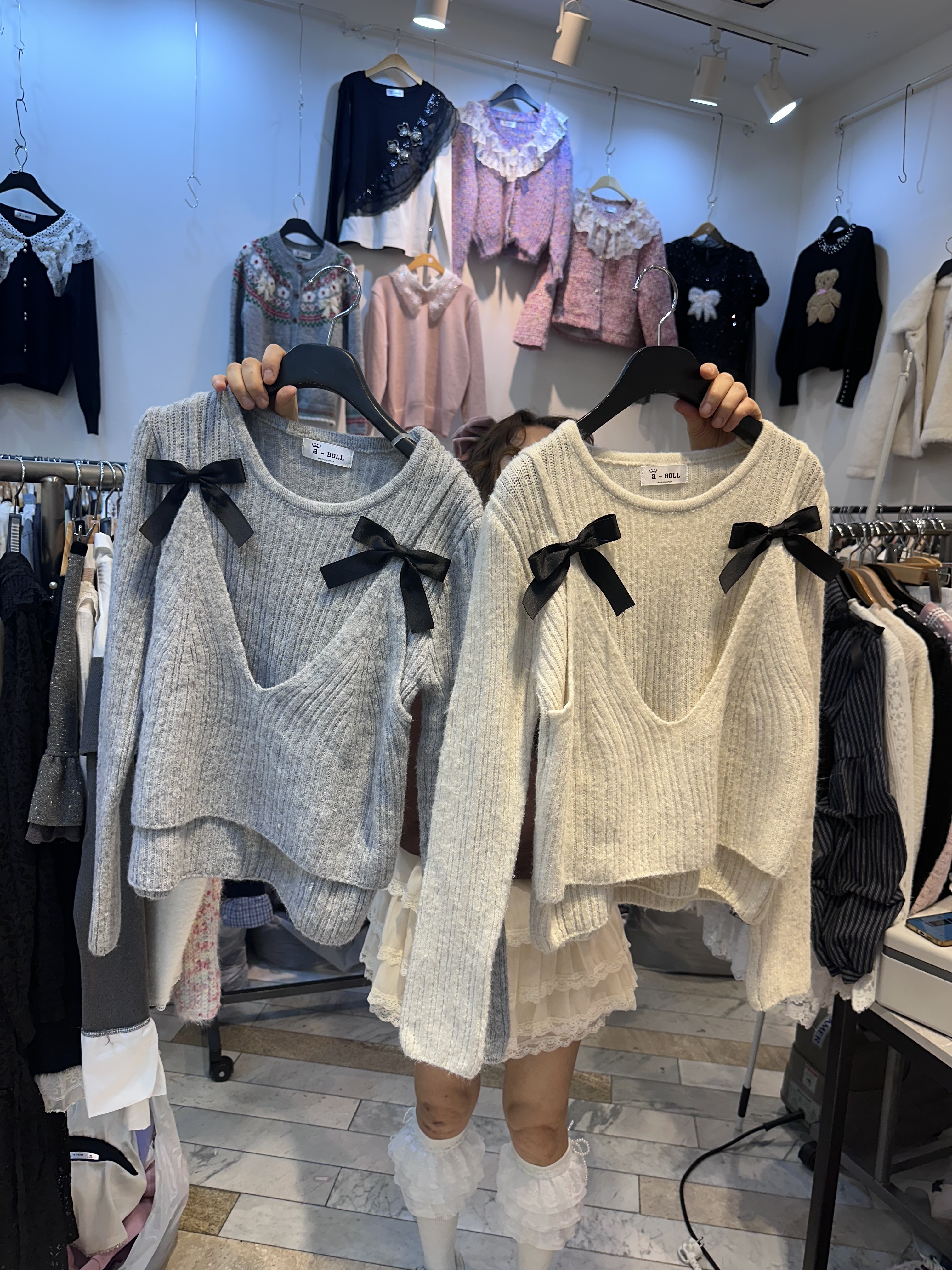 A03 胸38-50 長21 $369 (一口價)