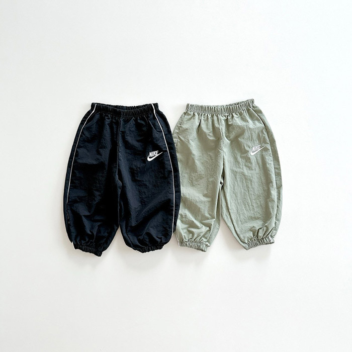 正韓春IKONG 四色運動褲