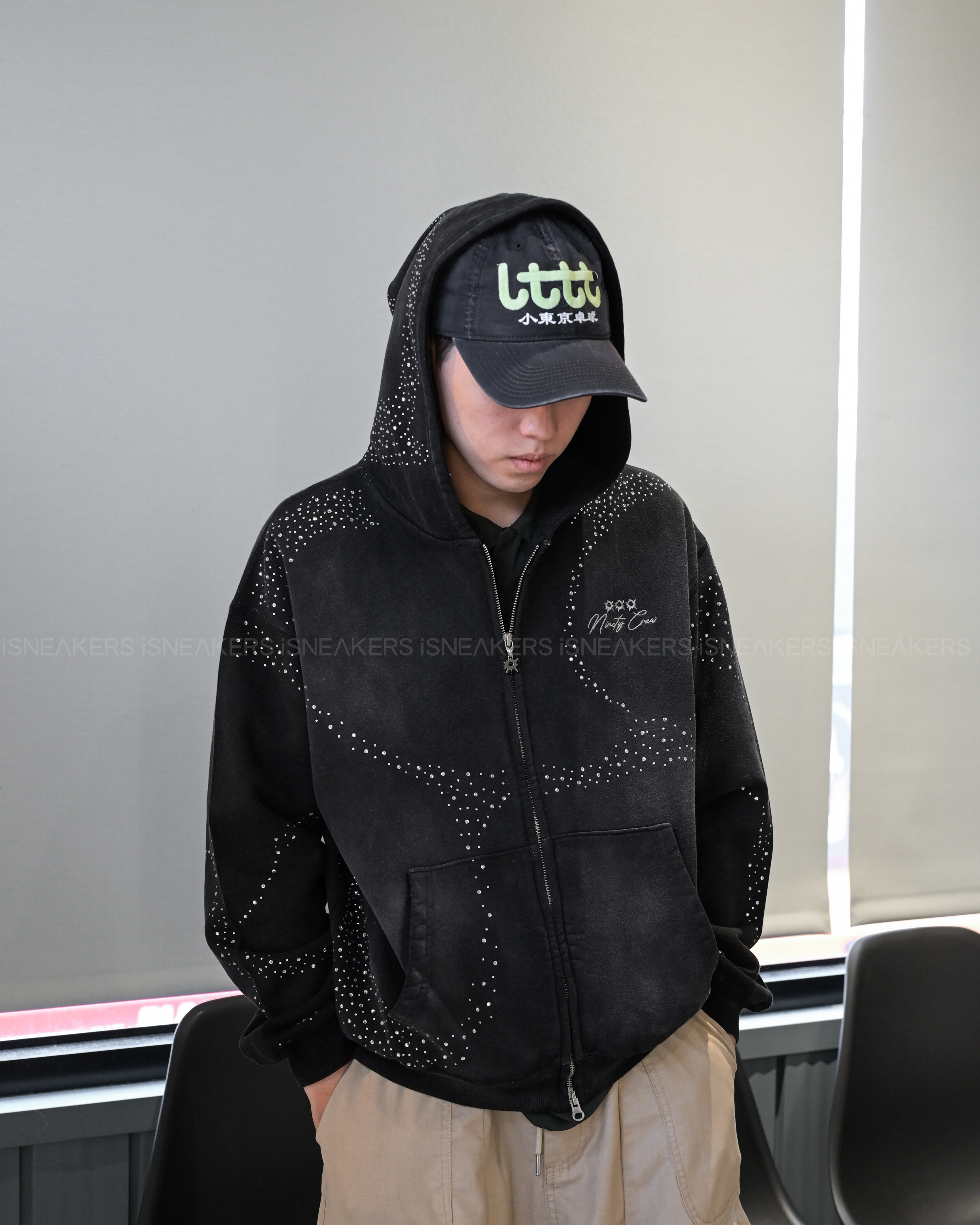 iSNEAKERS｜9090 Bullet Logo 水鑽拉鍊連帽外套