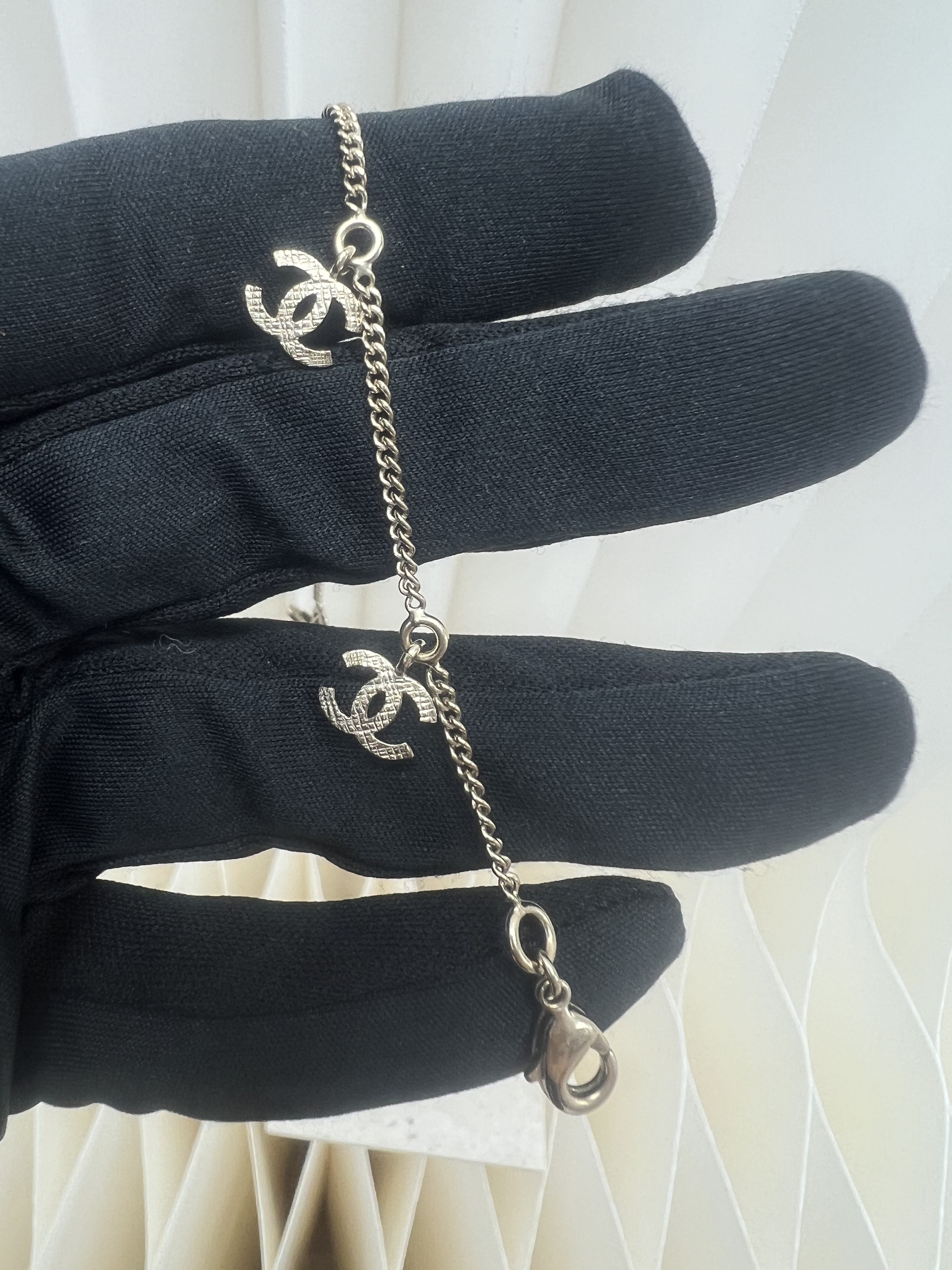 Chanel cc logo bracelet light gold 13p