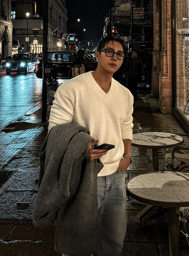 安哥拉短款V領針織衫