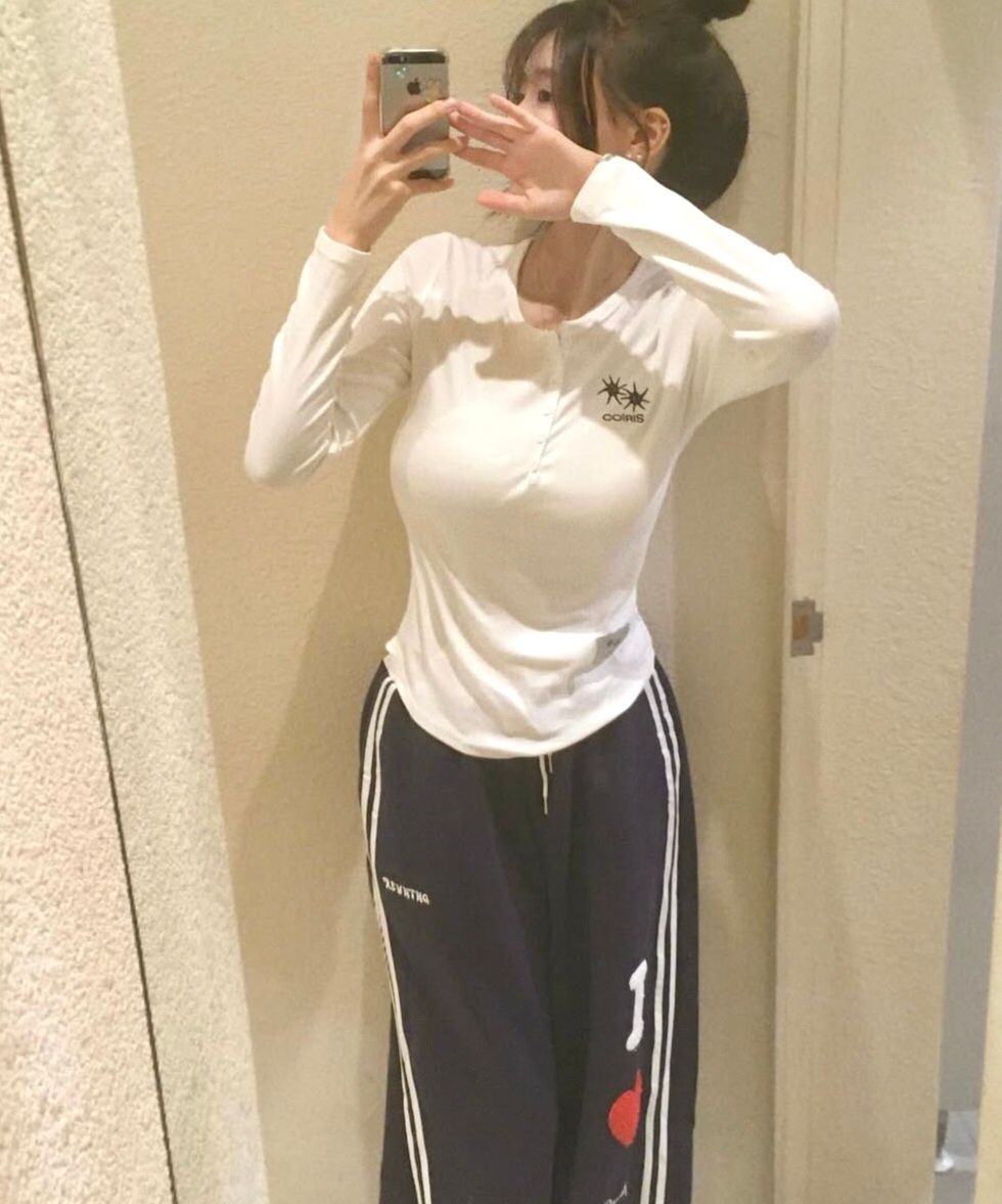 COIRIS ARINA 百搭 鈕扣 長袖 上衣 C-P00000CW