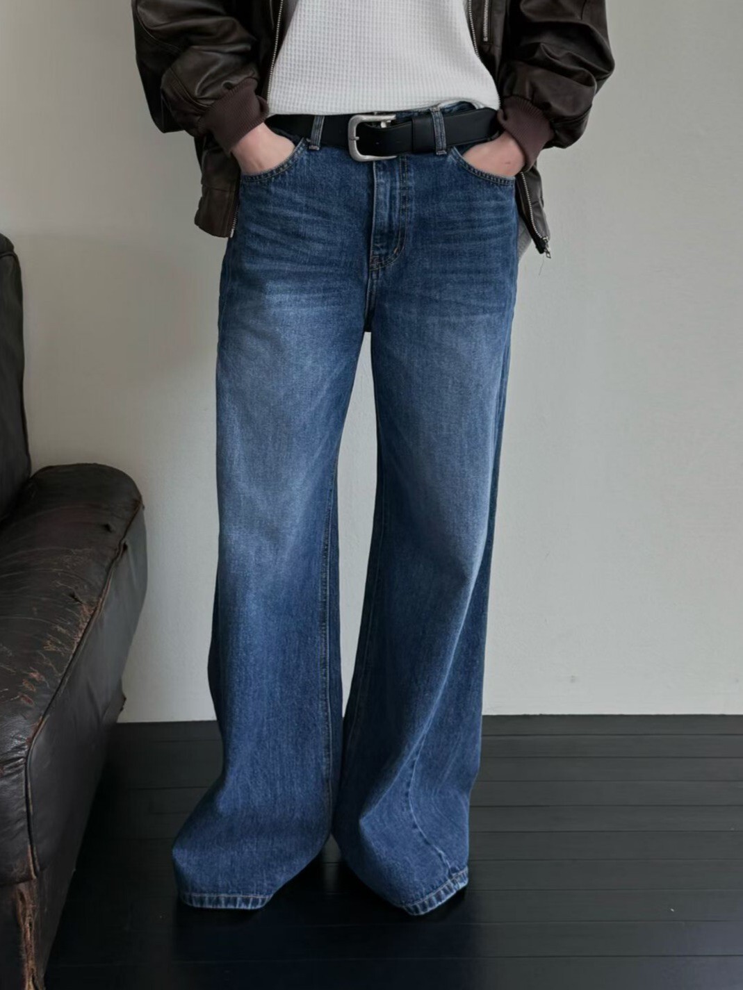 口袋壓褶牛仔寬褲